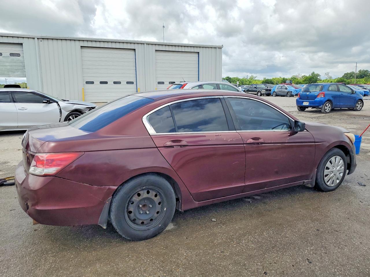 2008 Honda Accord Lx Бордовый vin: JHMCP26348C076593