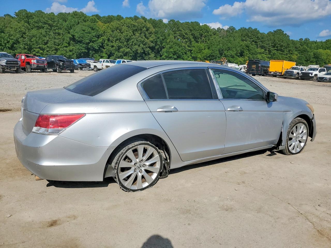 2009 Honda Accord Lx Silver vin: JHMCP26349C008604