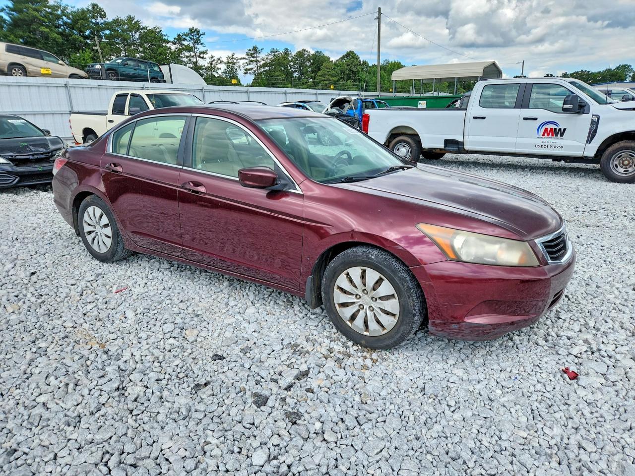 2009 Honda Accord Lx Burgundy vin: JHMCP26349C017612