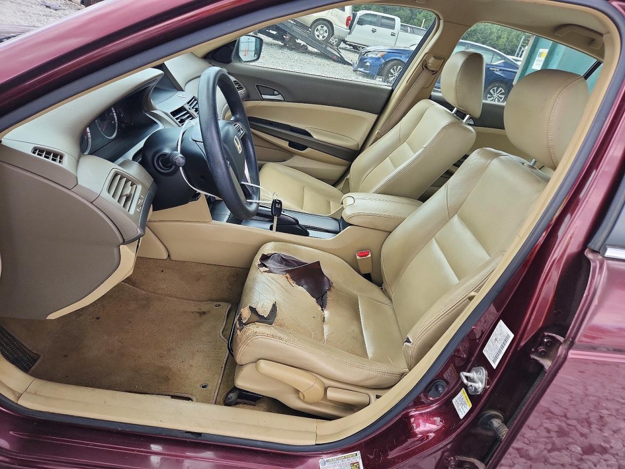 2009 Honda Accord Lx Burgundy vin: JHMCP26349C017612