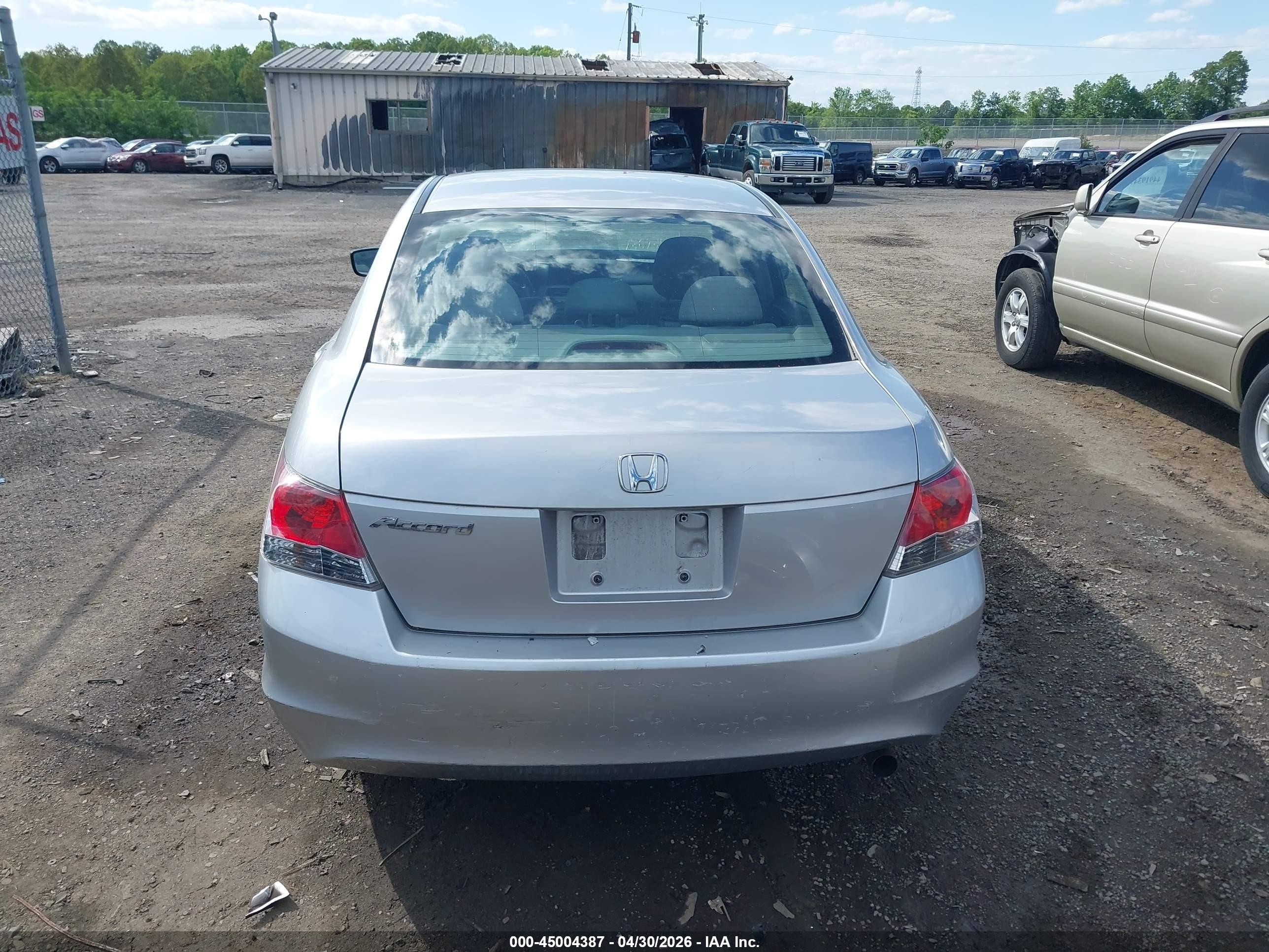 2008 Honda Accord 2.4 Lx Silver vin: JHMCP26358C025443