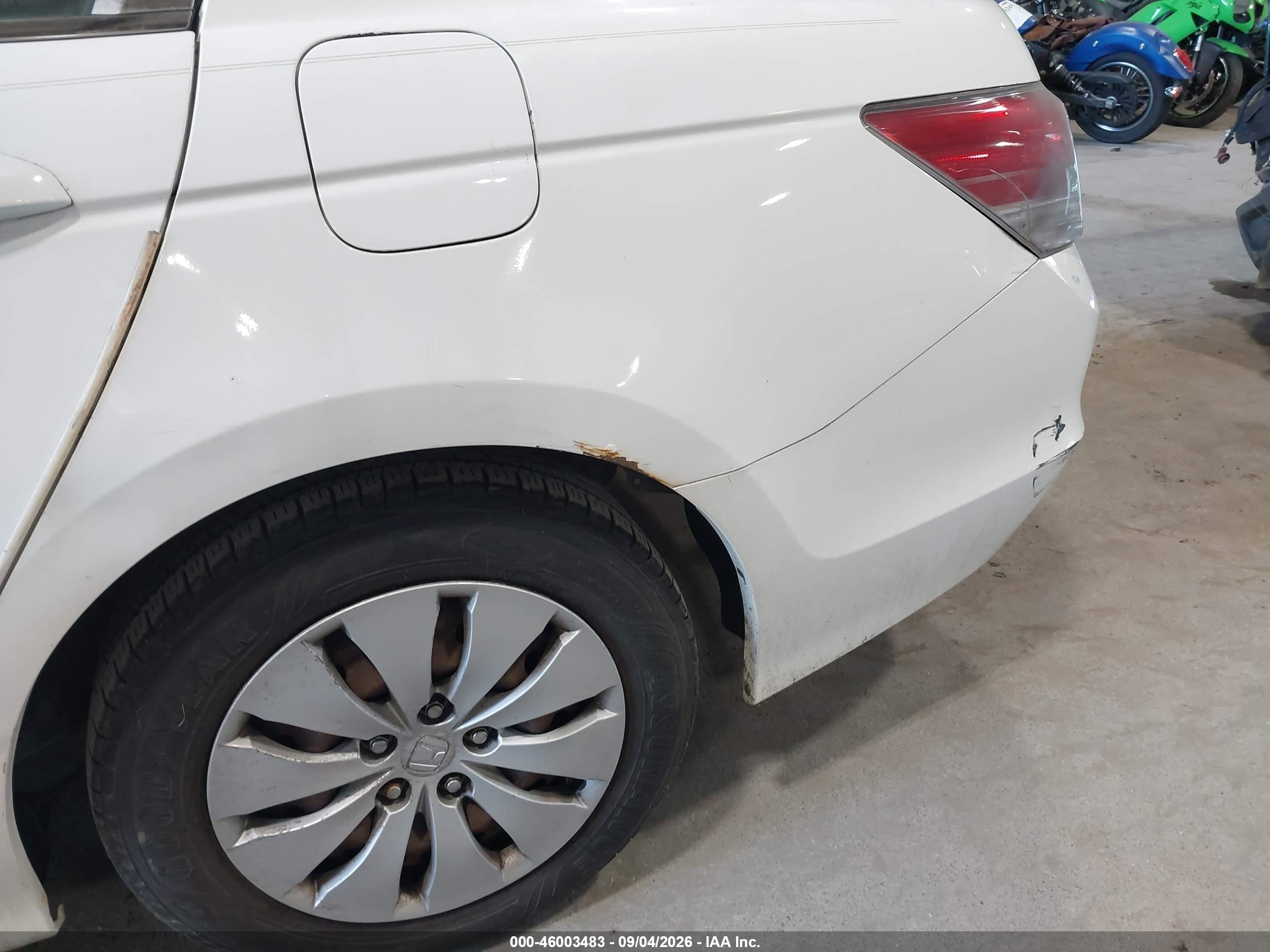 2008 Honda Accord 2.4 Lx White vin: JHMCP26358C073864