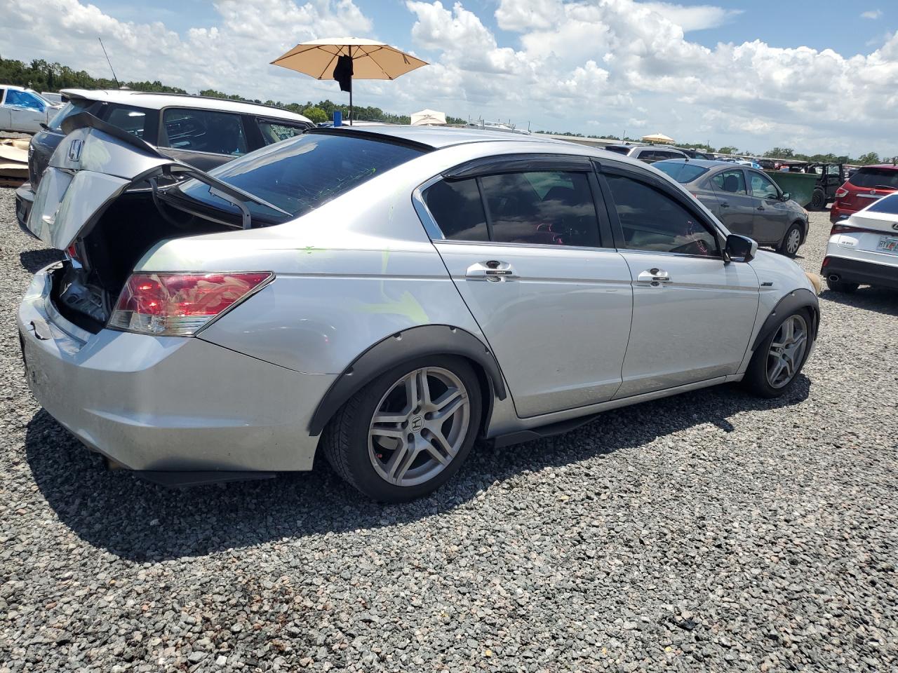 2008 Honda Accord Lx Silver vin: JHMCP26358C076134