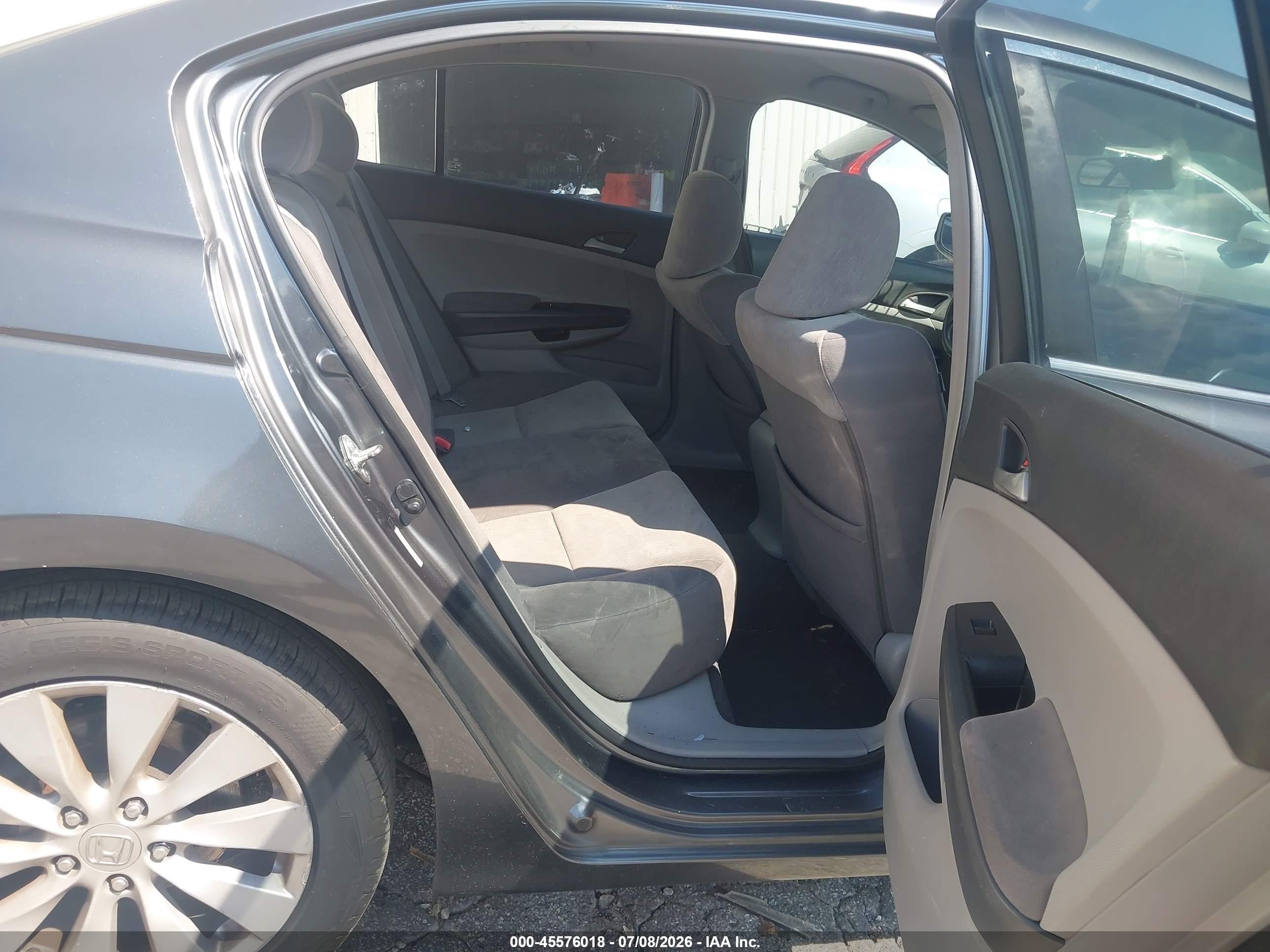 2008 Honda Accord 2.4 Lx Gray vin: JHMCP26358C078997