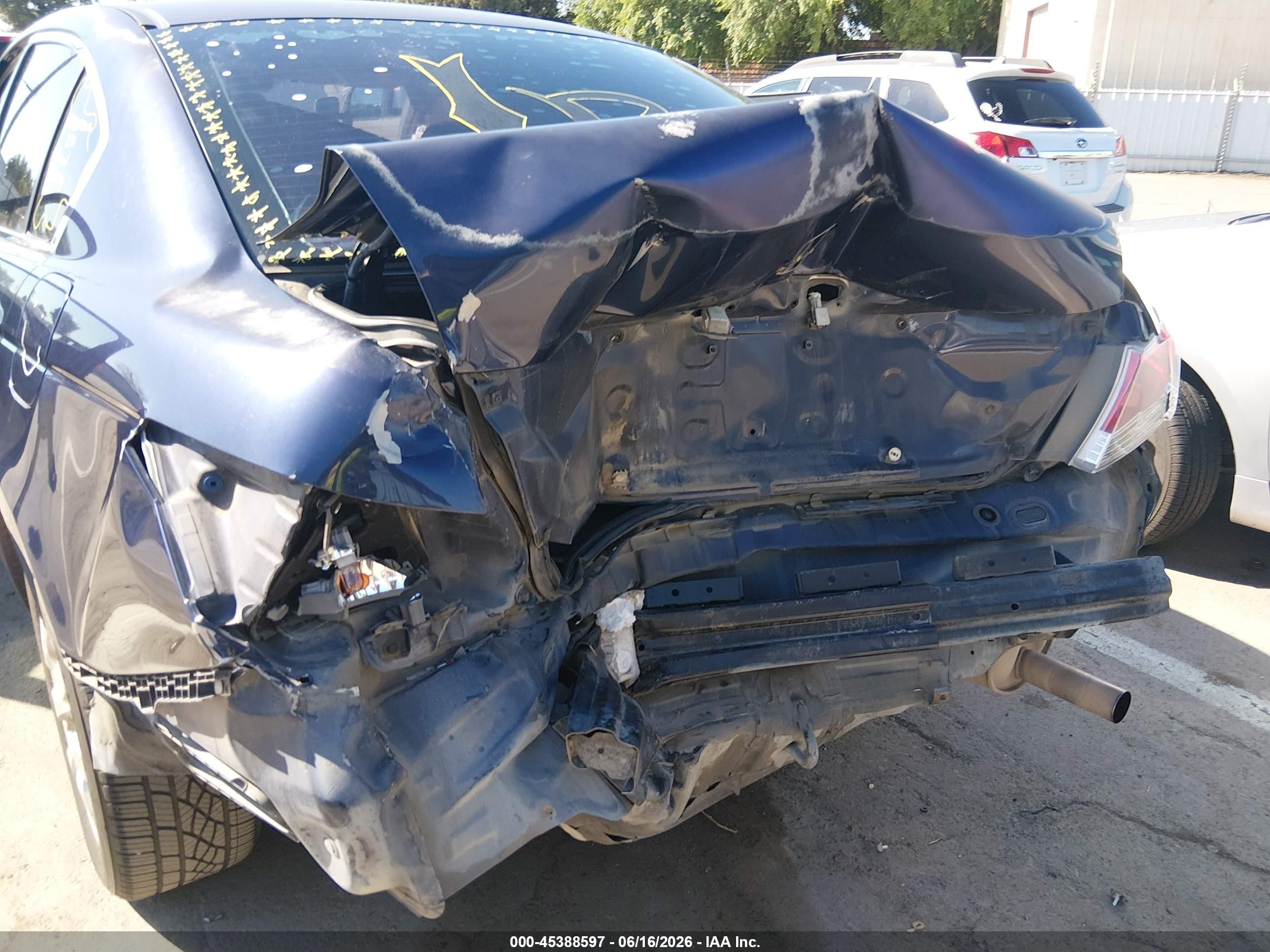 2009 Honda Accord 2.4 Lx Blue vin: JHMCP26359C005856