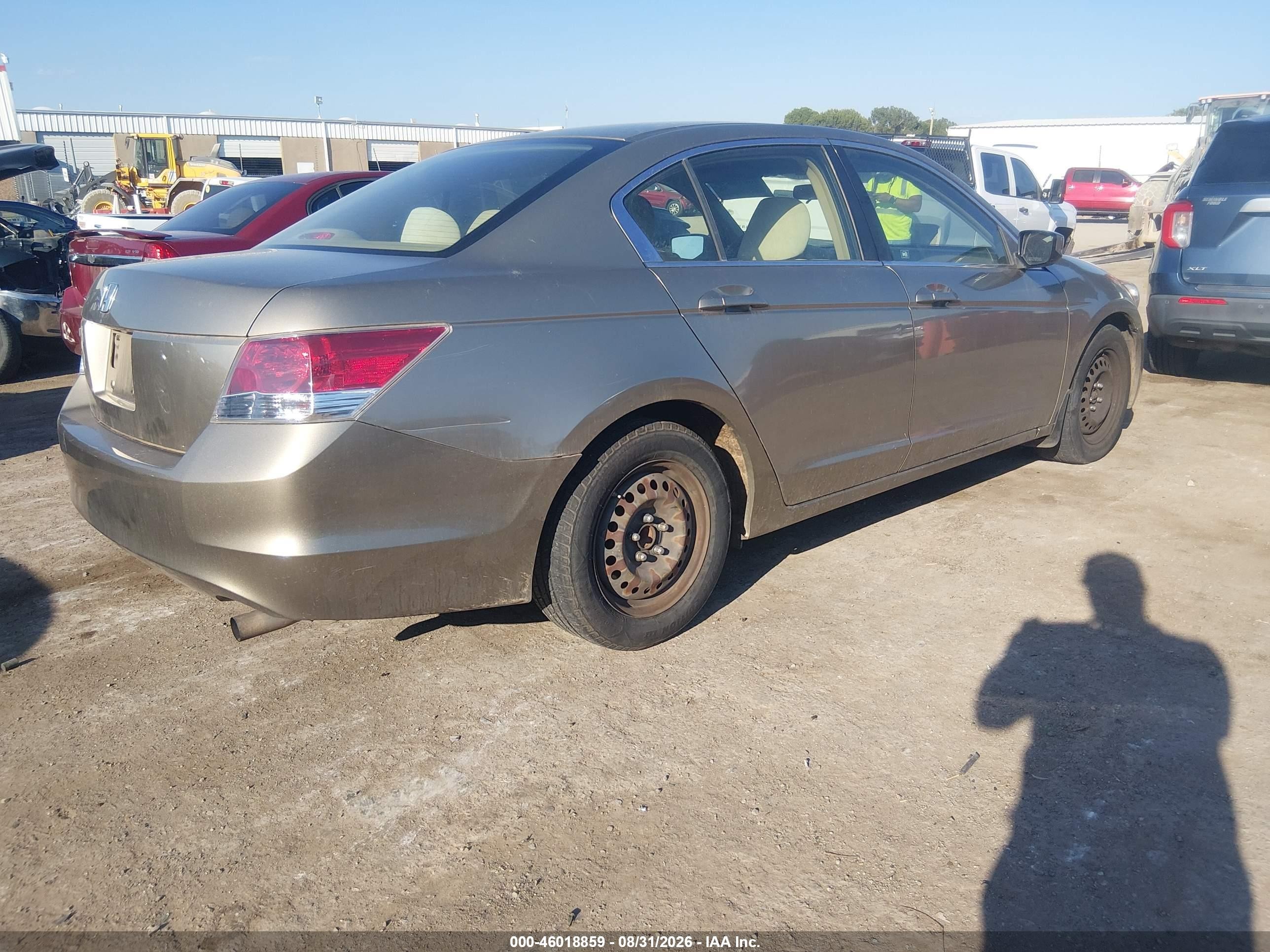 2008 Honda Accord 2.4 Lx Beige vin: JHMCP26368C020929