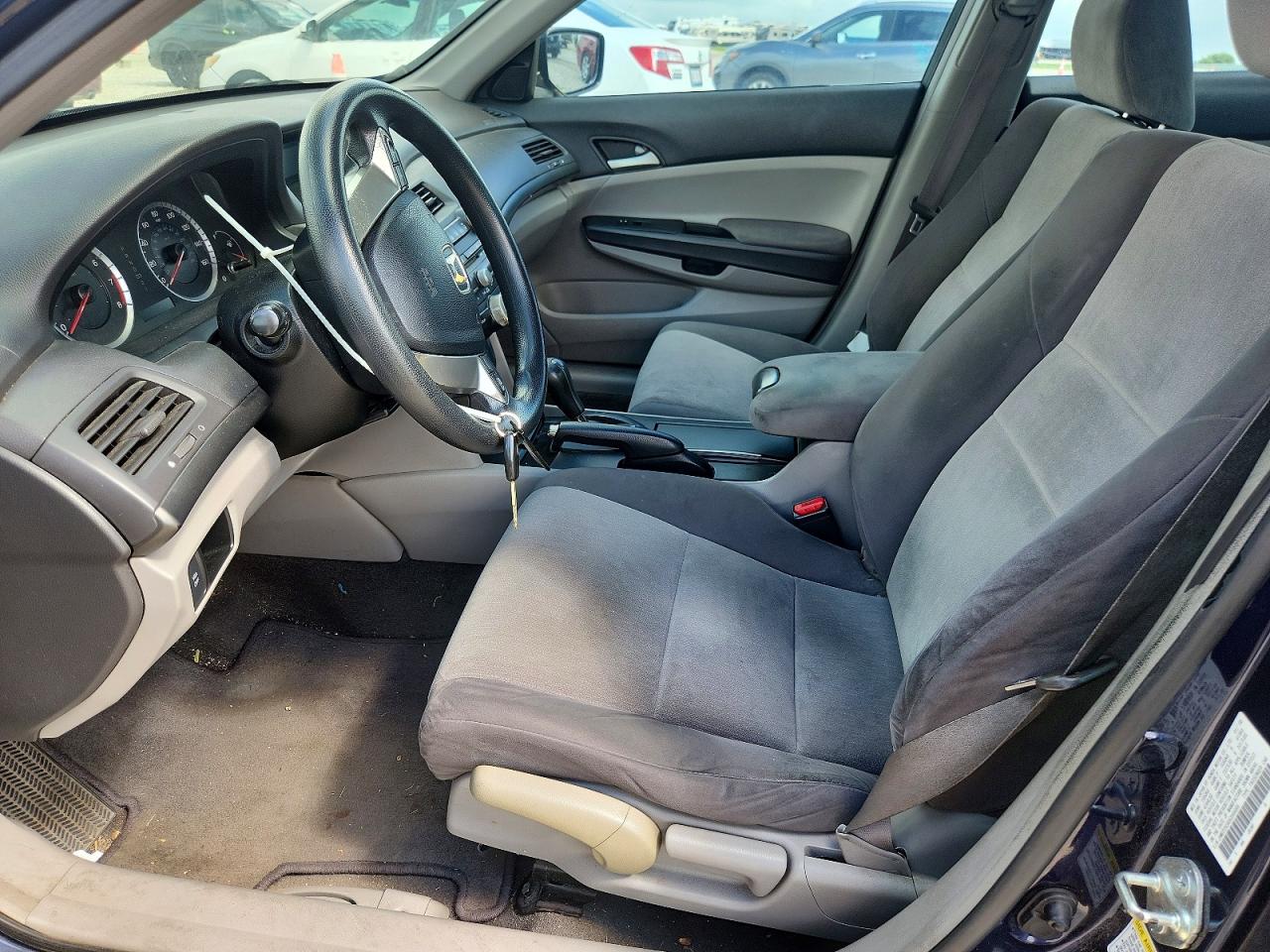 2008 Honda Accord Lx Blue vin: JHMCP26368C049895