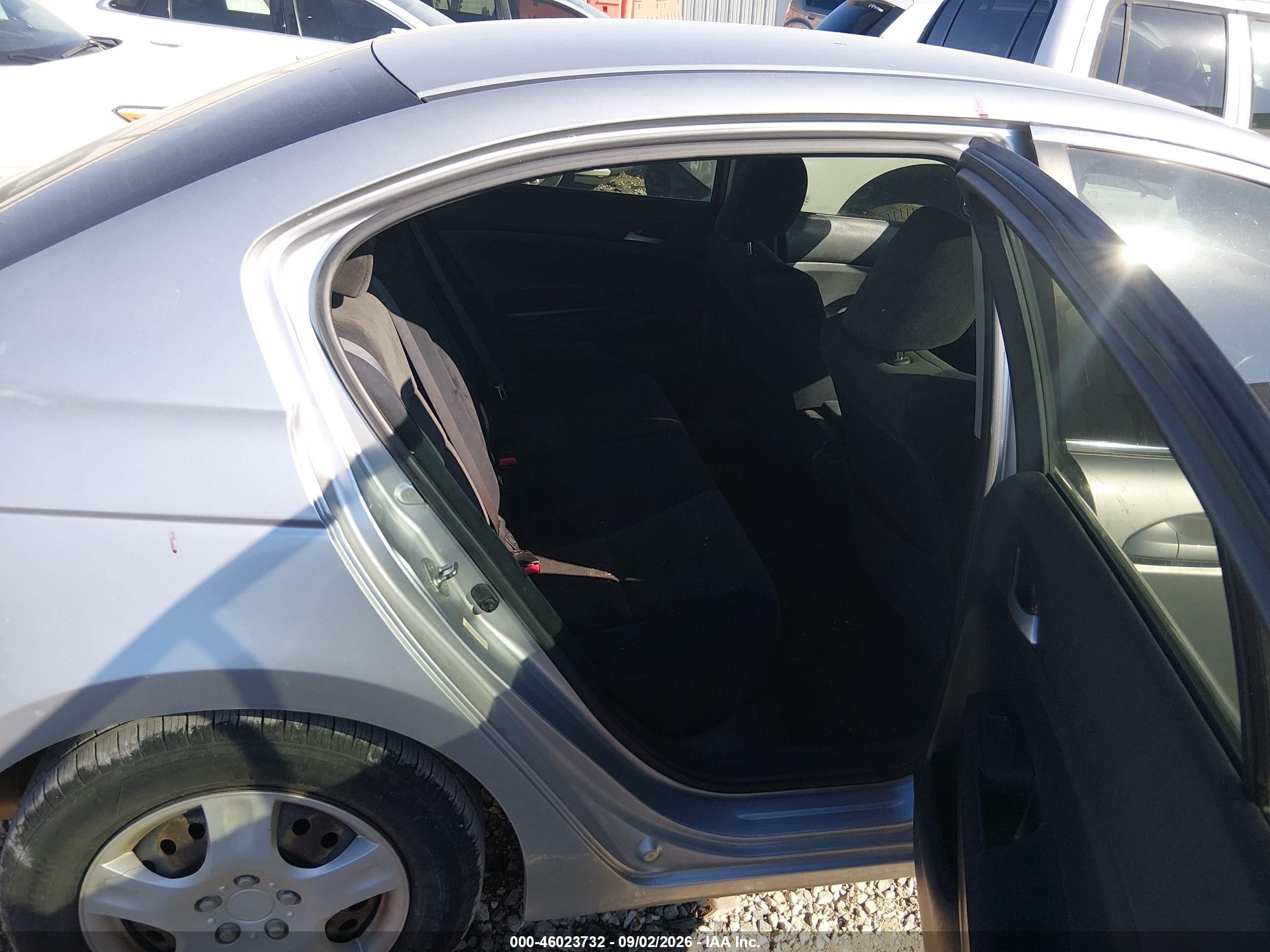 2008 Honda Accord 2.4 Lx Серебряный vin: JHMCP26368C057902