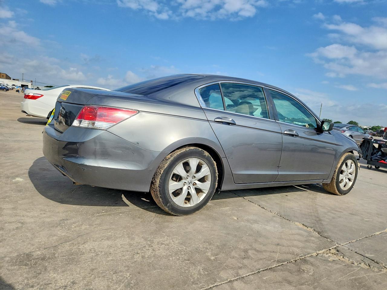 2008 Honda Accord Gray vin: JHMCP26368C063523