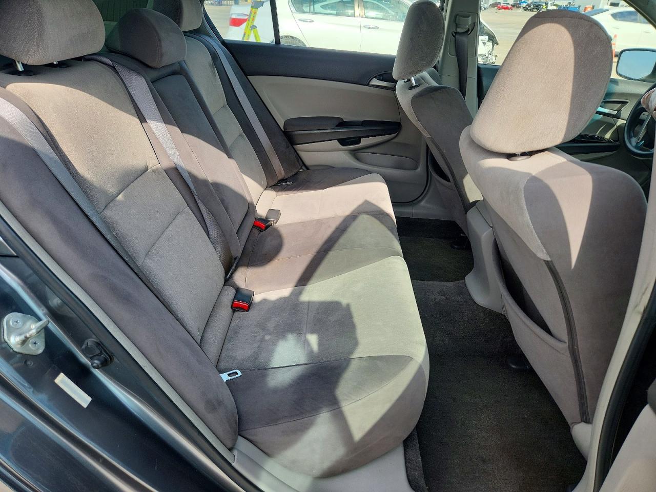 2008 Honda Accord Gray vin: JHMCP26368C063523