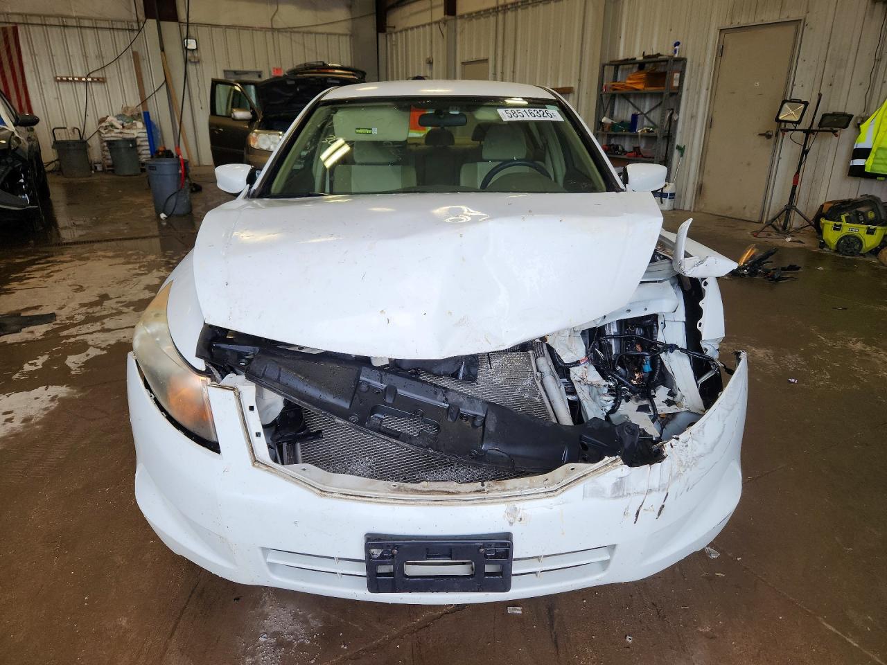 2008 Honda Accord Lx Белый vin: JHMCP26368C073842