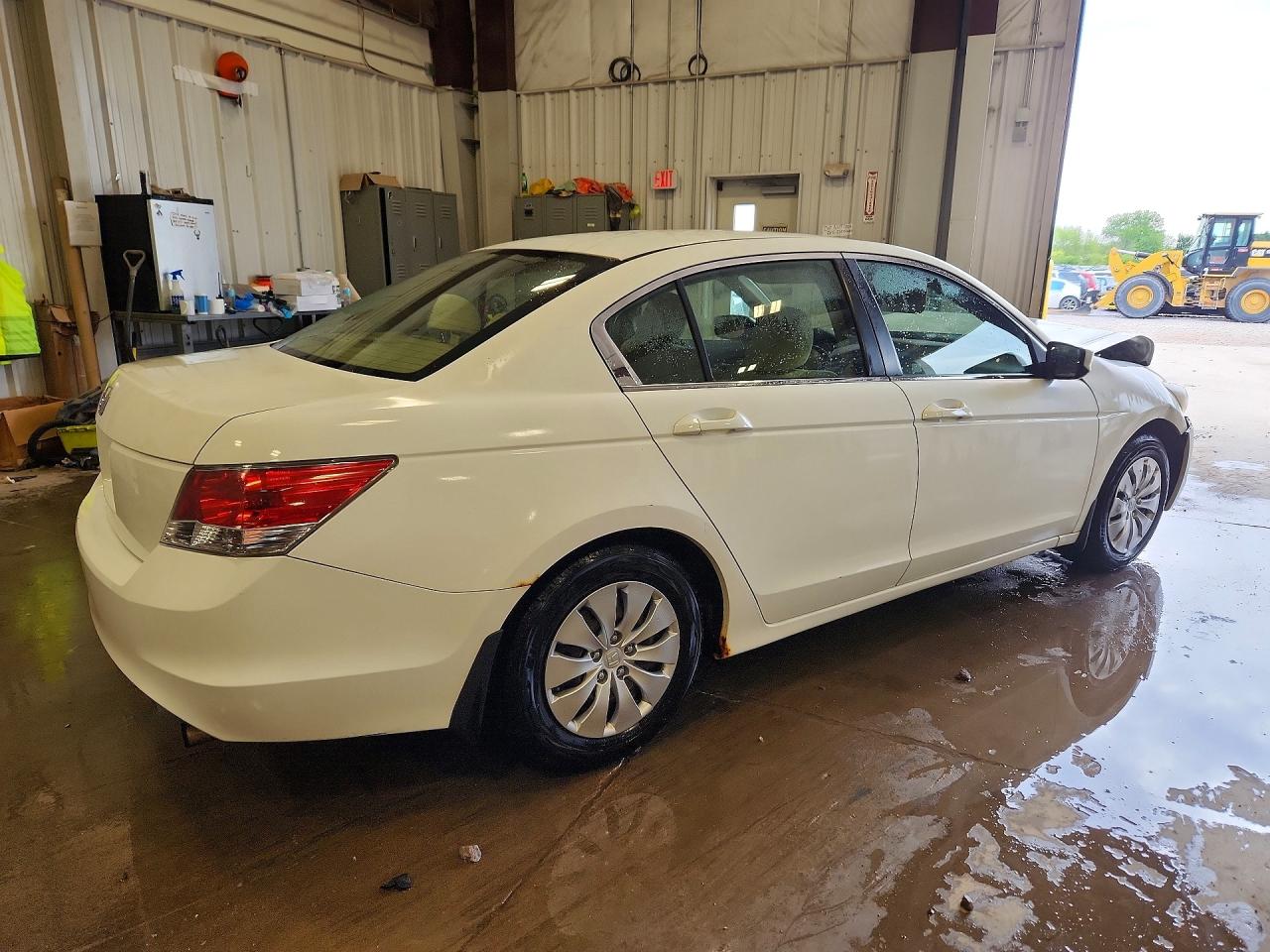2008 Honda Accord Lx Белый vin: JHMCP26368C073842