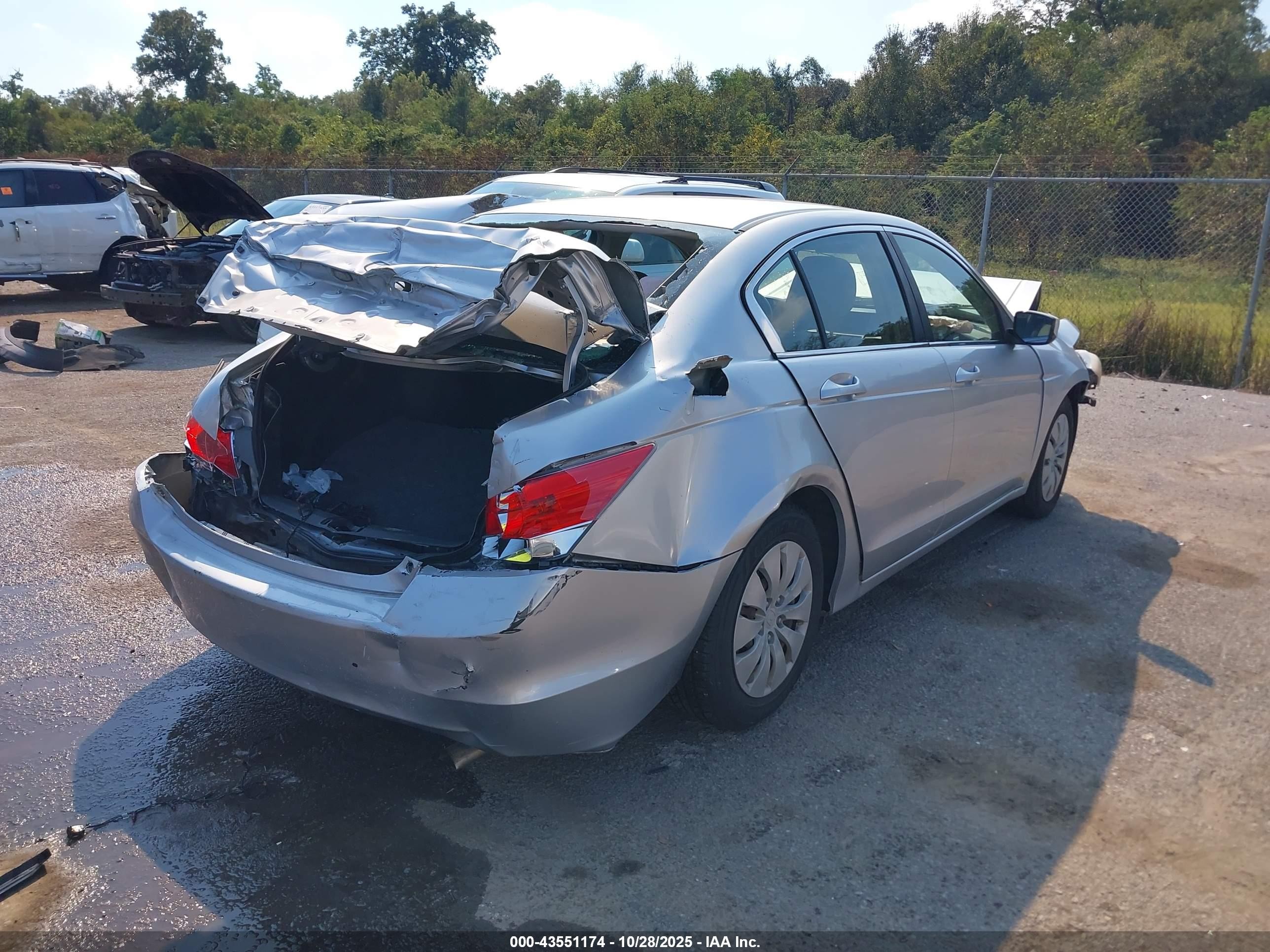 2009 Honda Accord 2.4 Lx Silver vin: JHMCP26369C008569