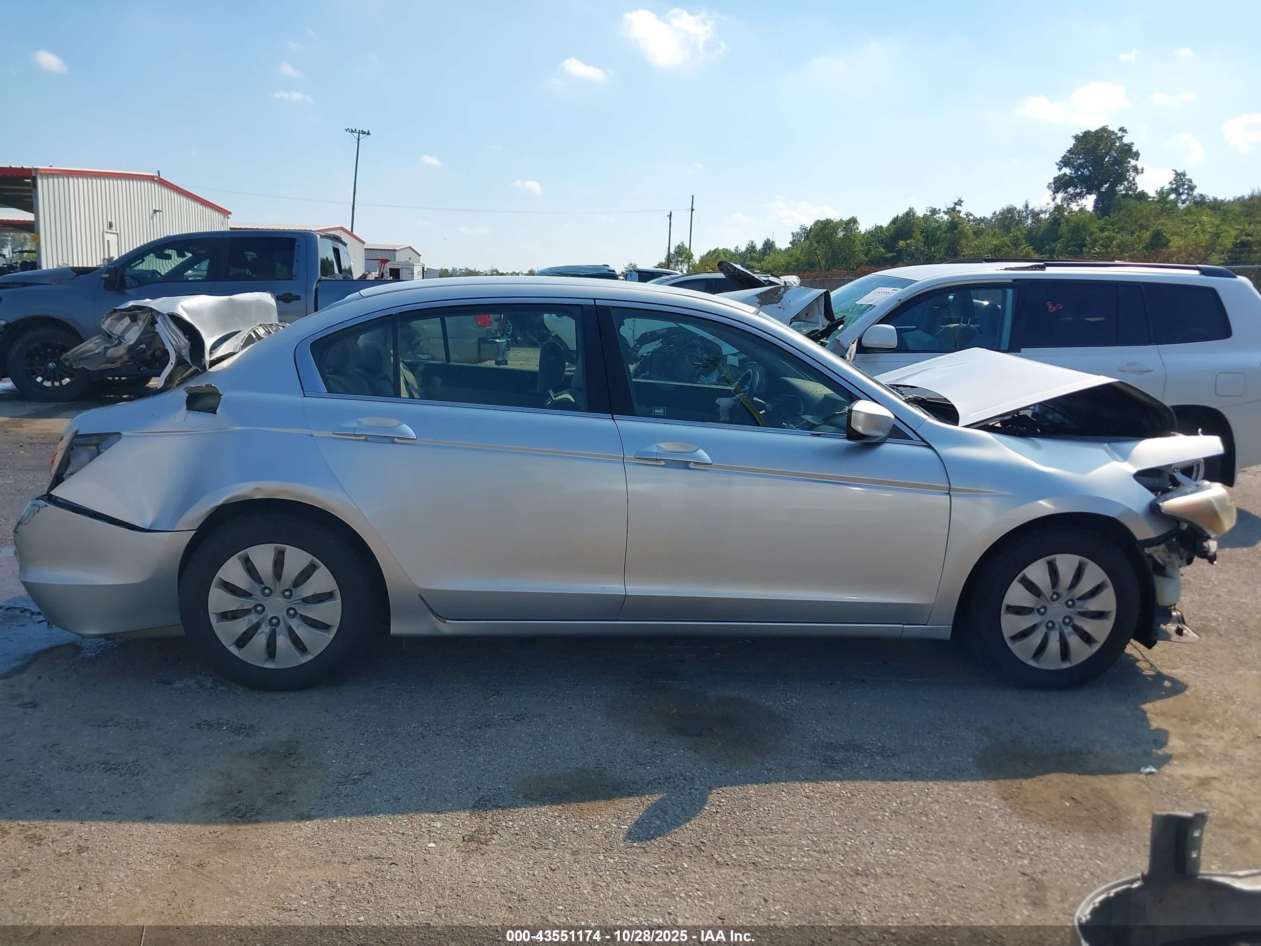 2009 Honda Accord 2.4 Lx Silver vin: JHMCP26369C008569