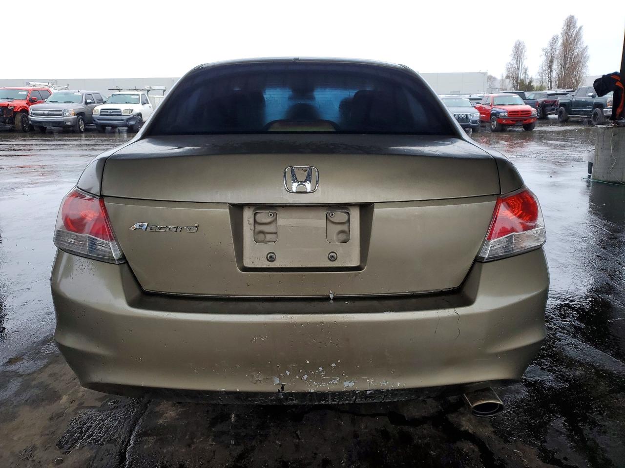 2008 Honda Accord Lx Tan vin: JHMCP26378C011754