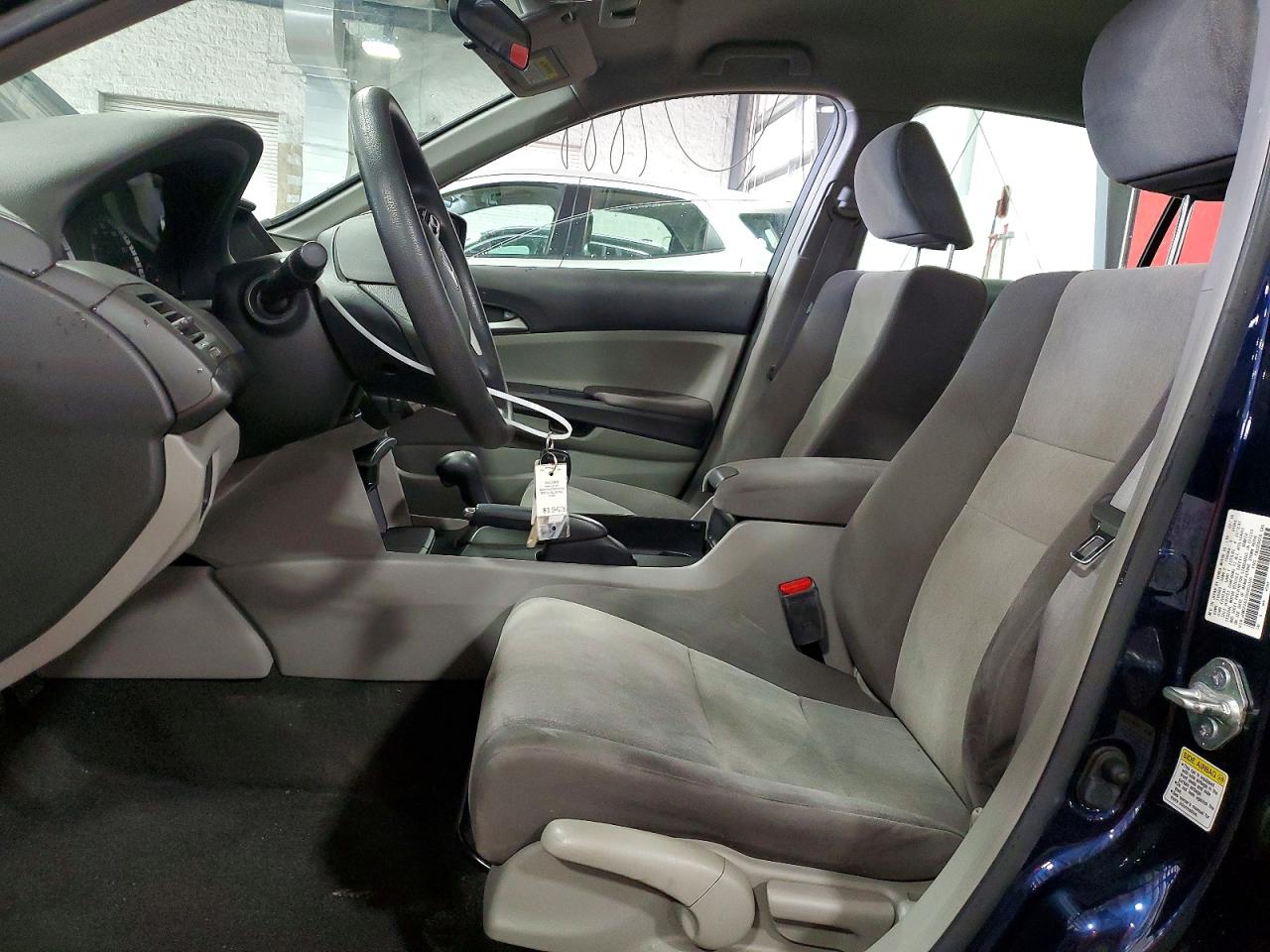 2008 Honda Accord Lx Blue vin: JHMCP26378C055320