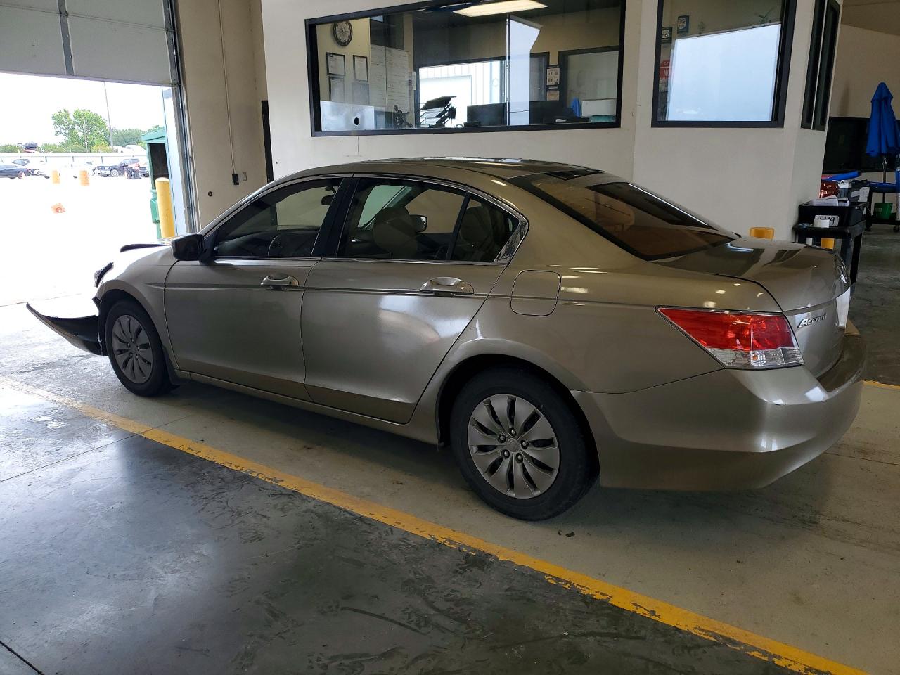 2008 Honda Accord Lx Кремовый vin: JHMCP26388C074605