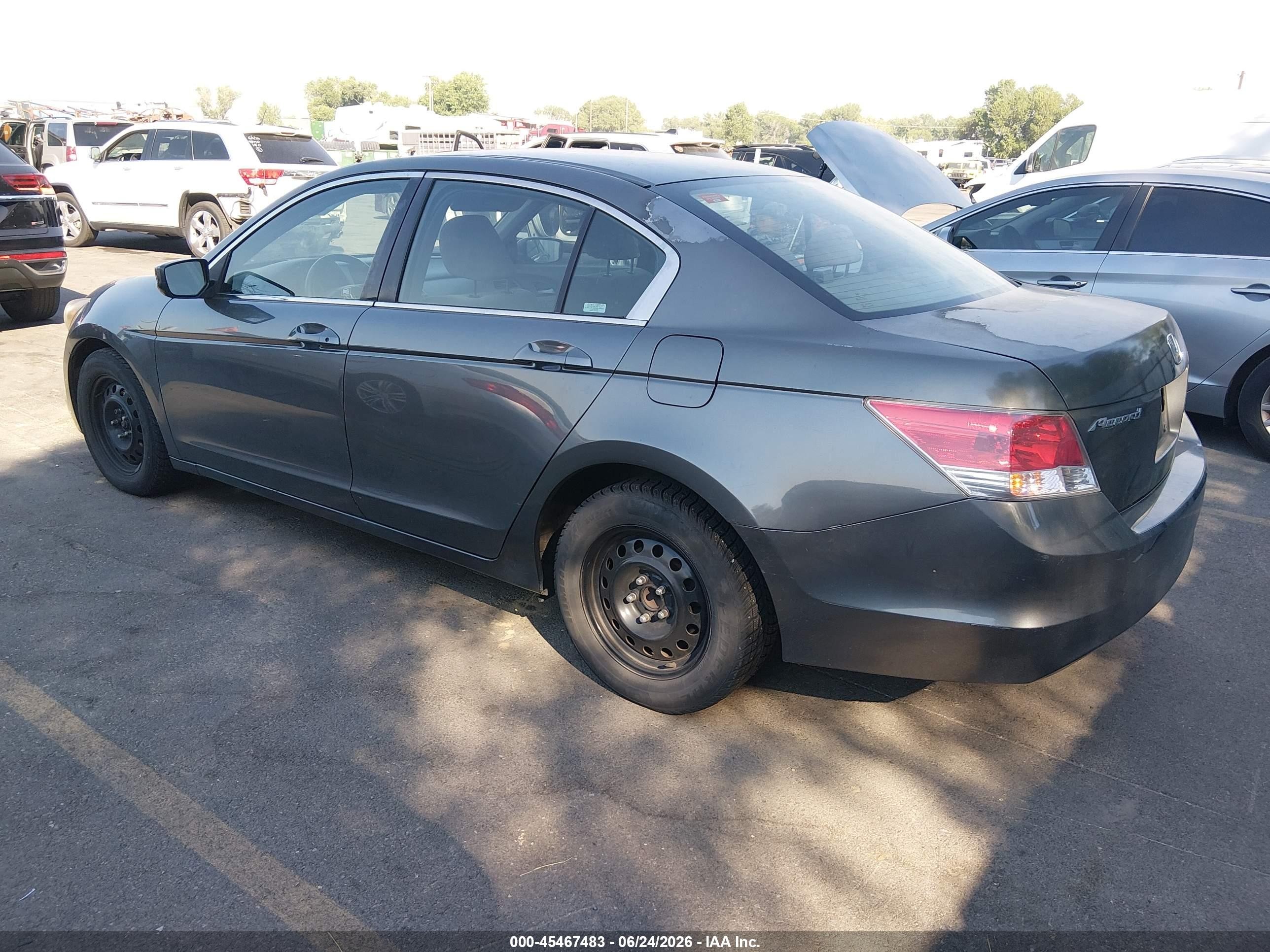 2009 Honda Accord 2.4 Lx Серый vin: JHMCP26389C011375