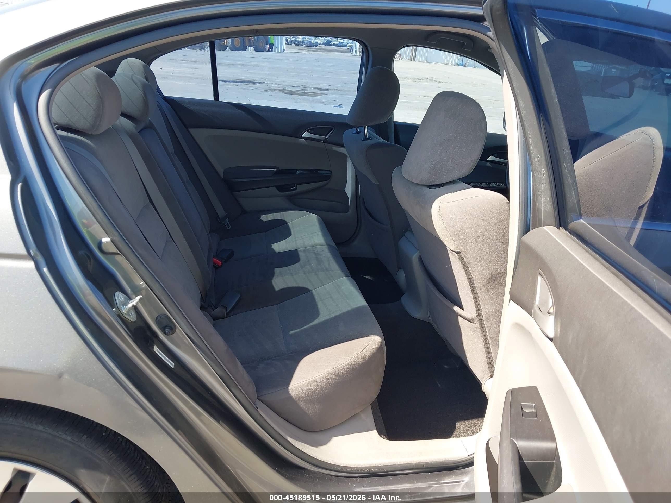 2008 Honda Accord 2.4 Lx Gray vin: JHMCP26398C072121