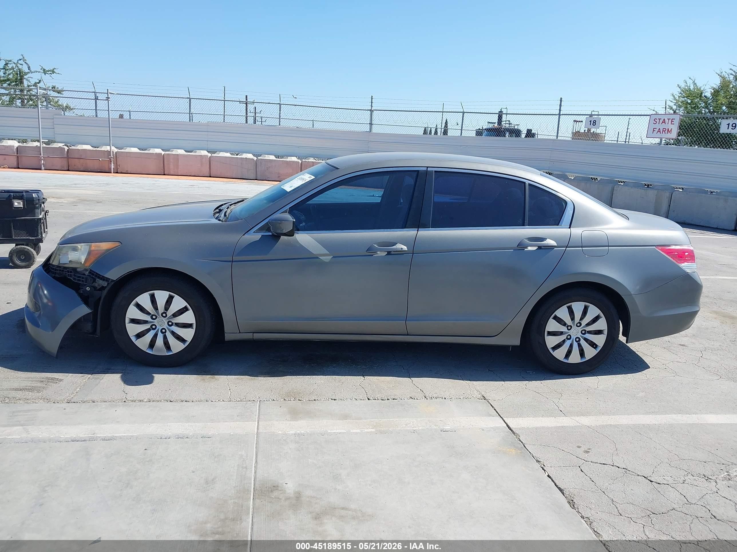 2008 Honda Accord 2.4 Lx Gray vin: JHMCP26398C072121