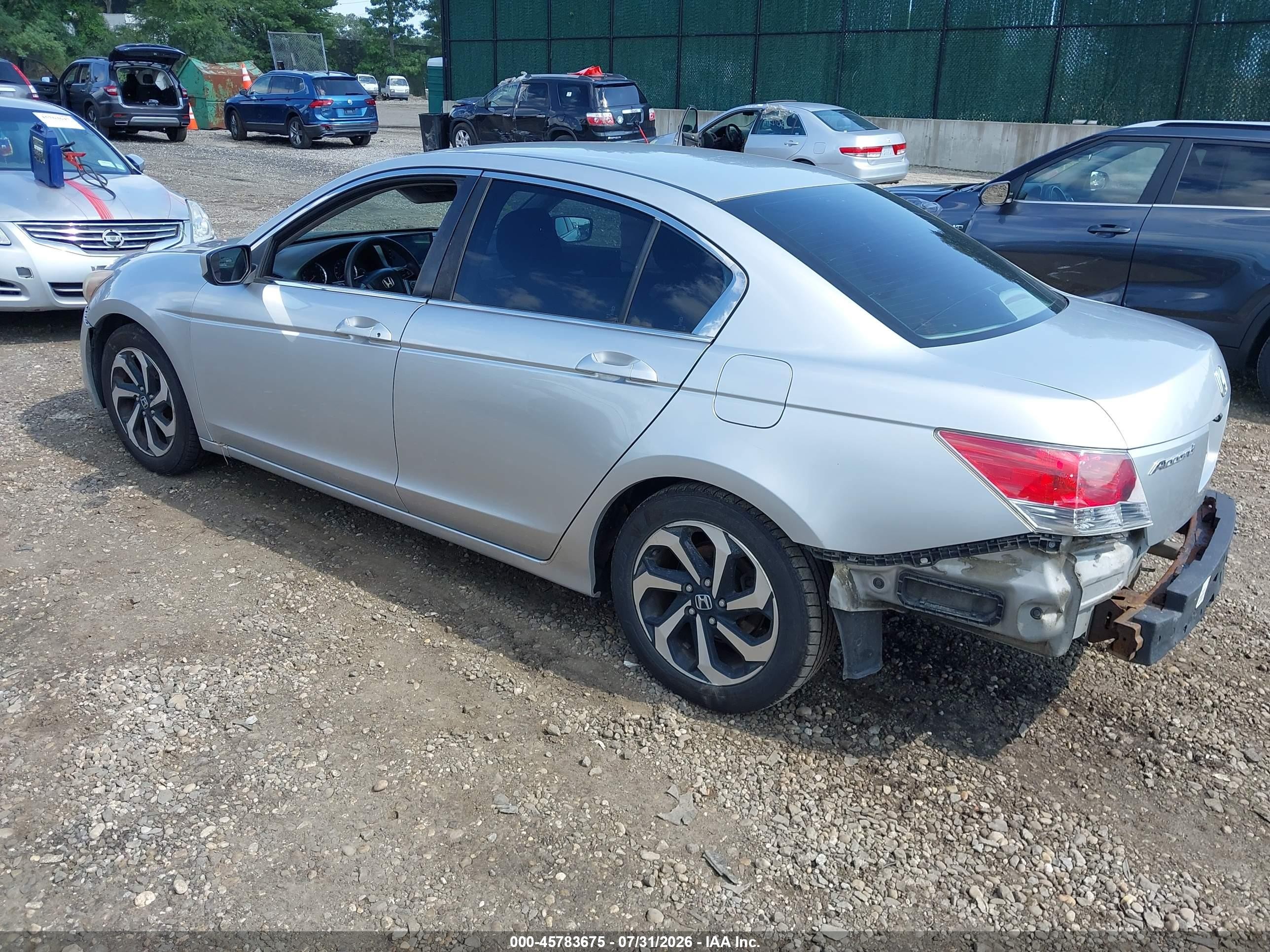 2009 Honda Accord 2.4 Lx Серебряный vin: JHMCP26399C013037