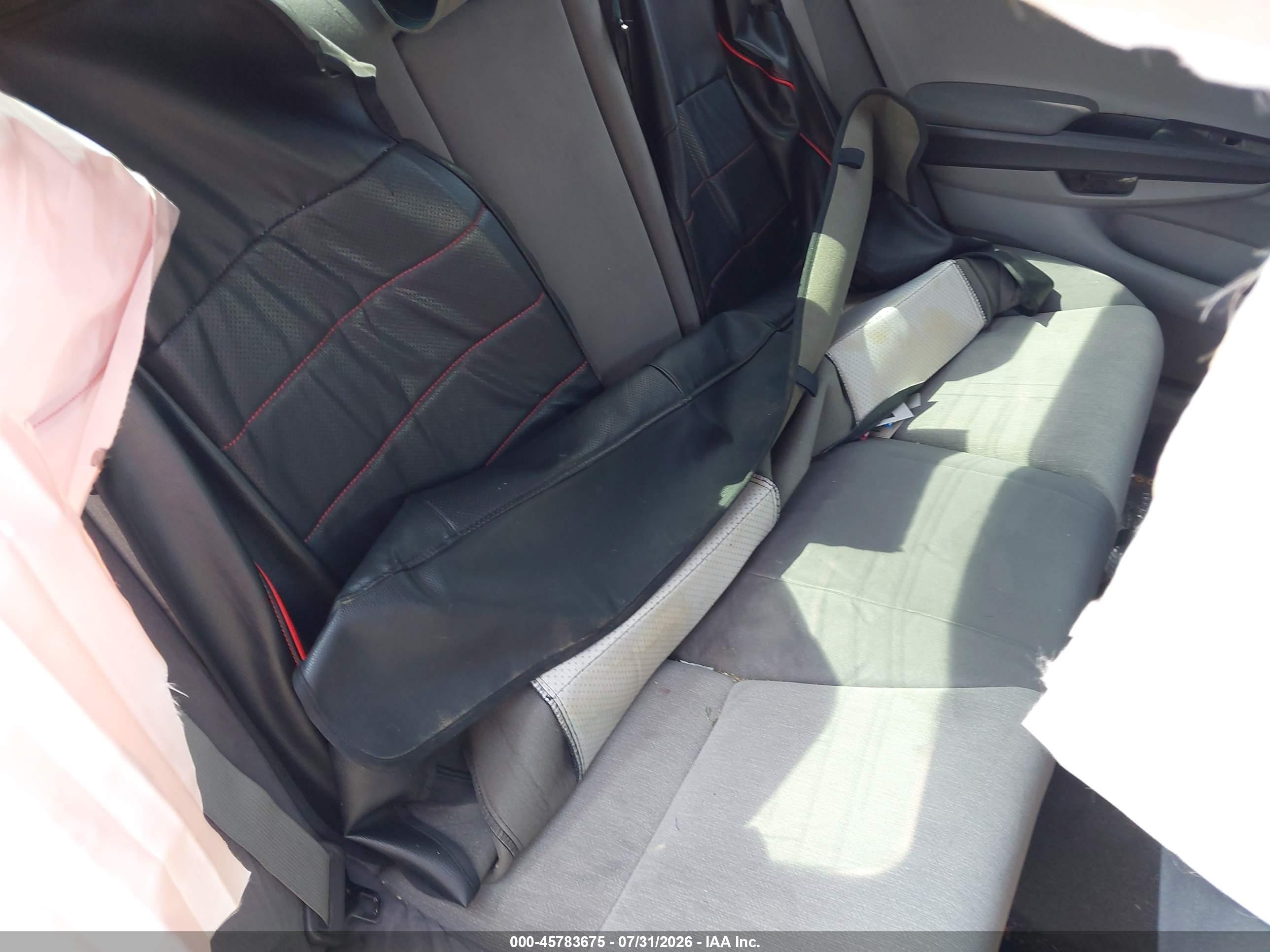 2009 Honda Accord 2.4 Lx Серебряный vin: JHMCP26399C013037