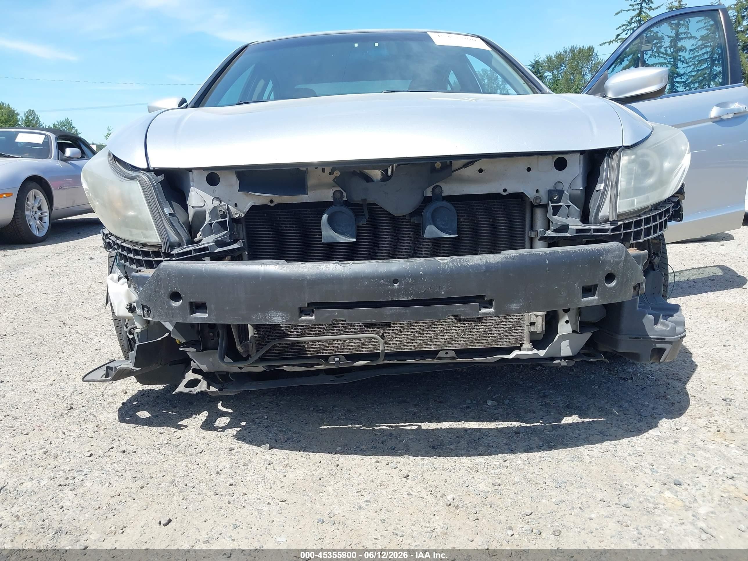 2009 Honda Accord 2.4 Lx Silver vin: JHMCP26399C015029