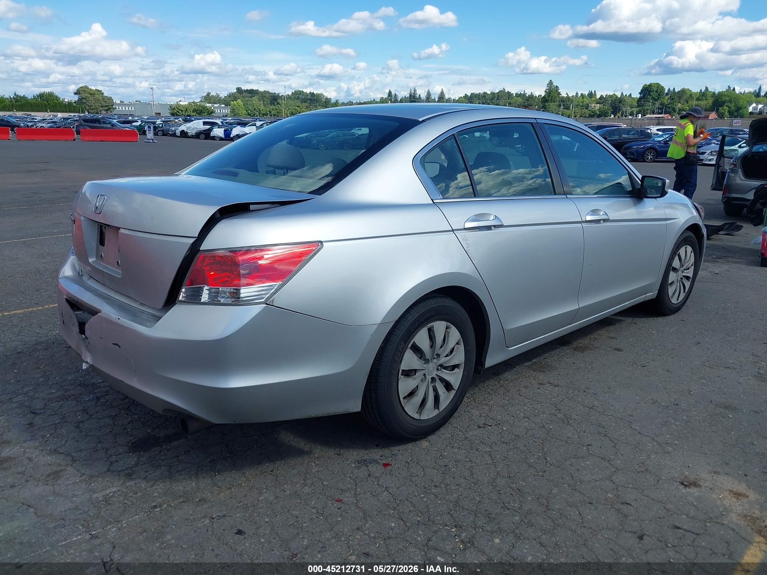 2009 Honda Accord 2.4 Lx Silver vin: JHMCP263X9C004959