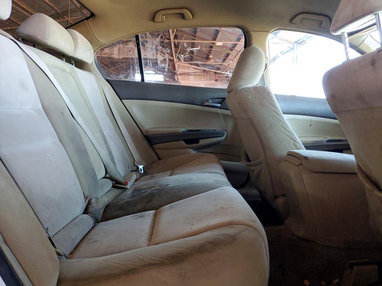 2008 Honda Accord Lxp White vin: JHMCP26408C040019