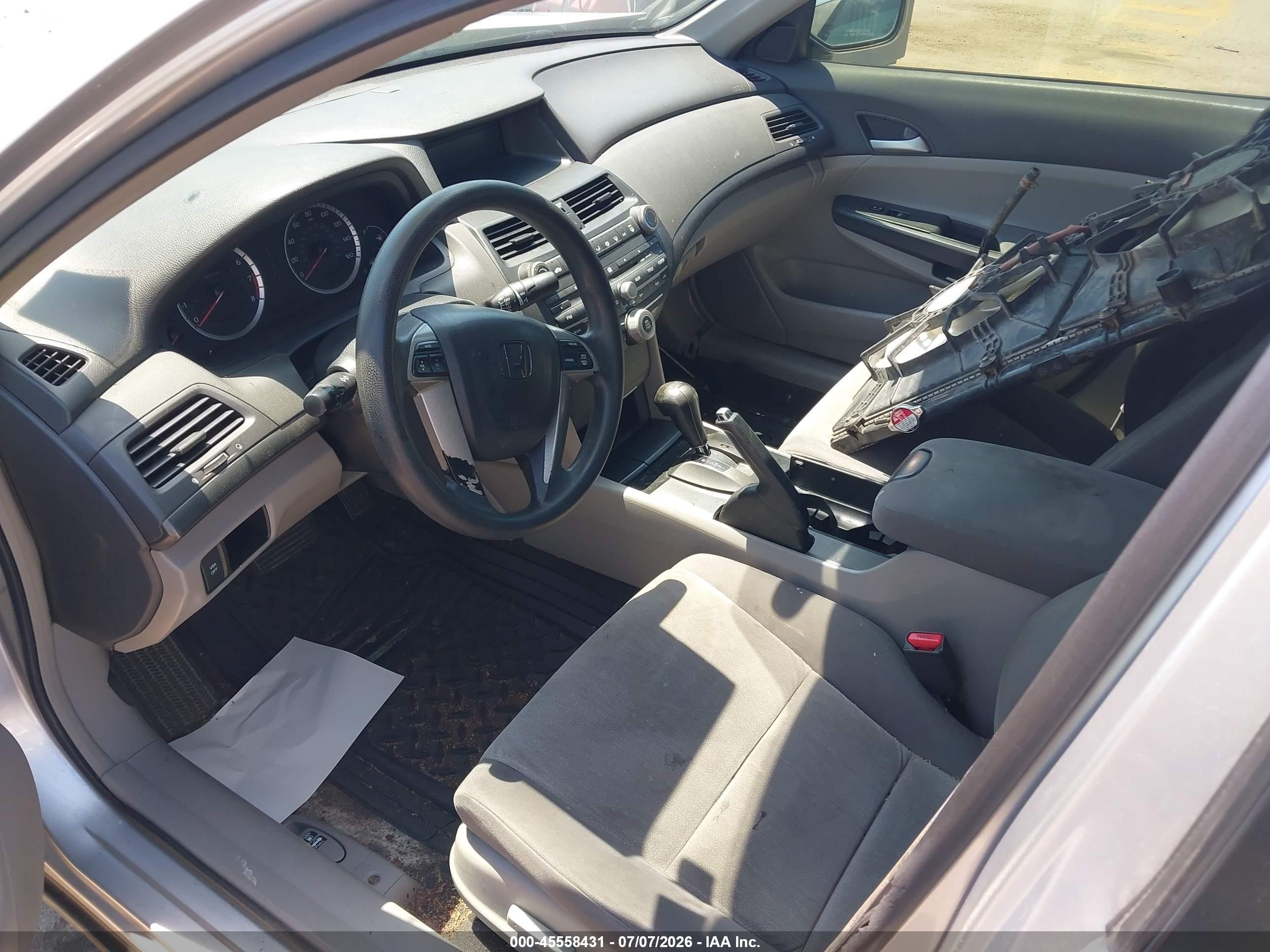 2008 Honda Accord 2.4 Lx-p Silver vin: JHMCP26408C047102