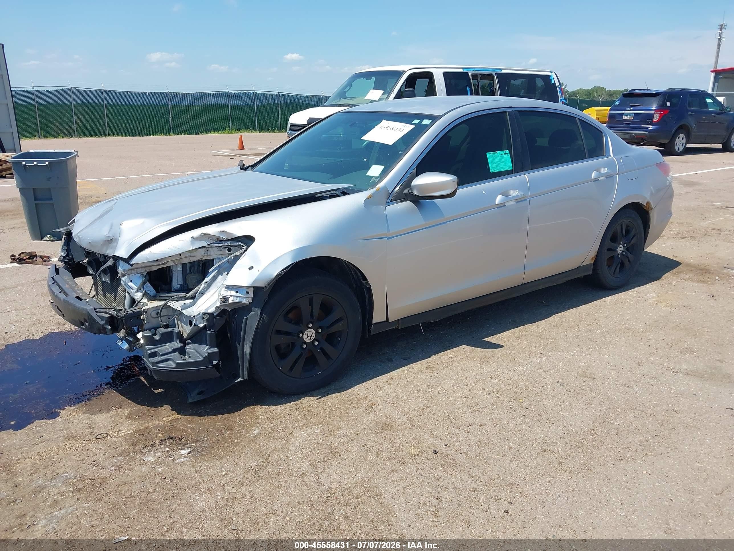 2008 Honda Accord 2.4 Lx-p Silver vin: JHMCP26408C047102