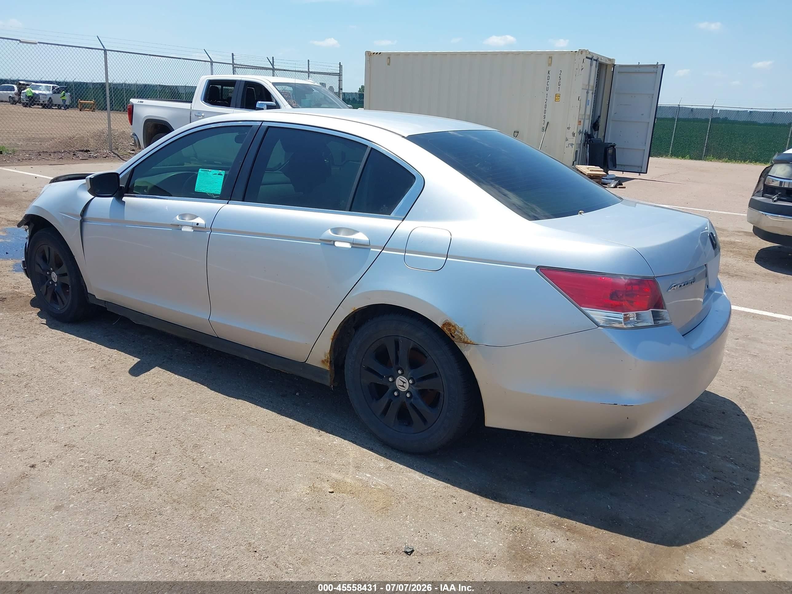 2008 Honda Accord 2.4 Lx-p Silver vin: JHMCP26408C047102