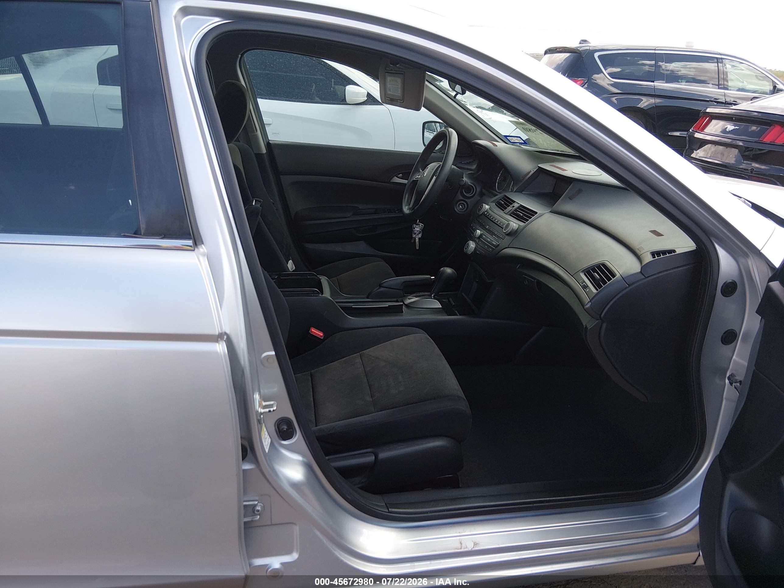 2009 Honda Accord 2.4 Lx-p Серебряный vin: JHMCP26409C005224
