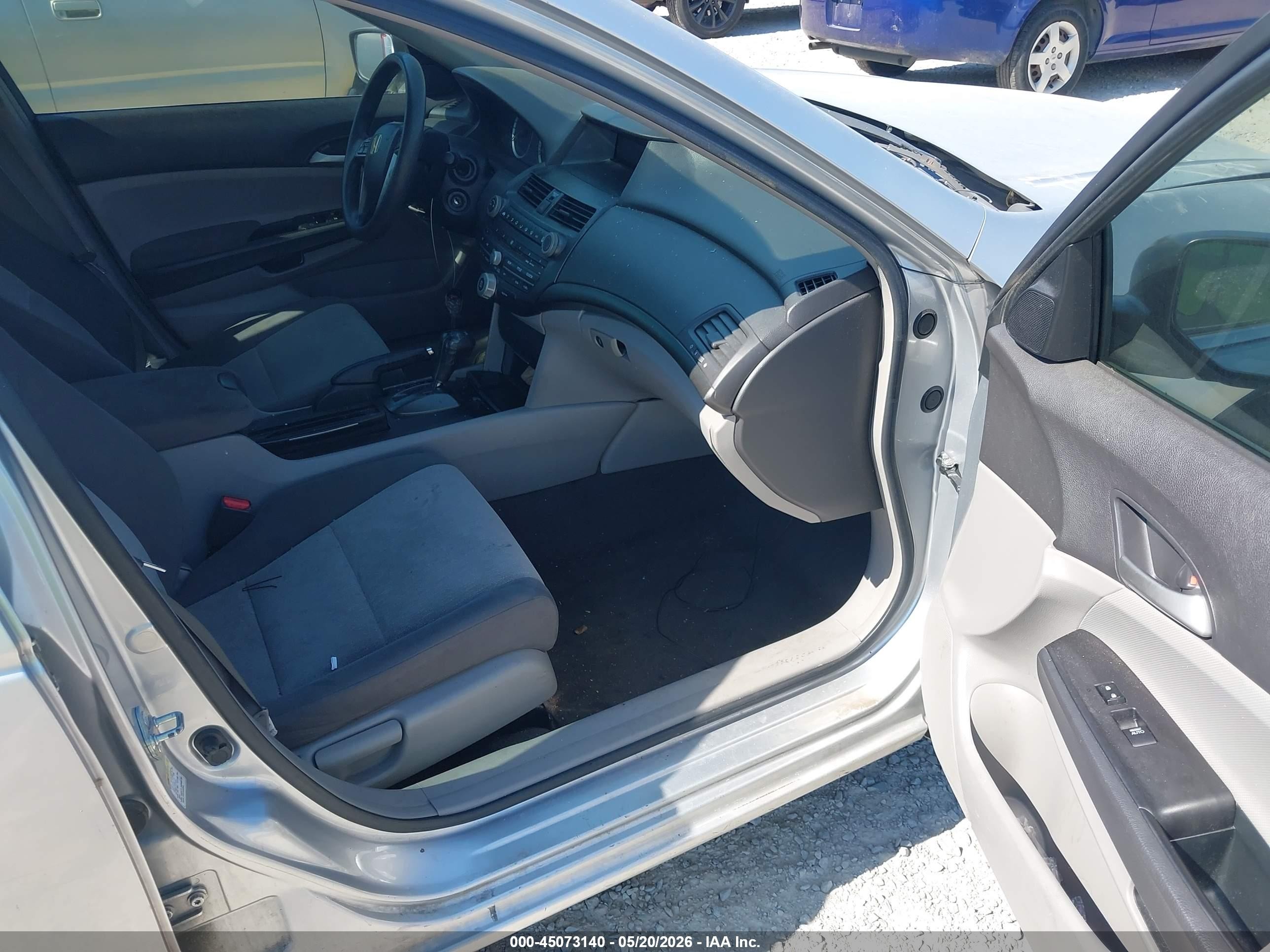 2008 Honda Accord 2.4 Lx-p Silver vin: JHMCP26418C032253