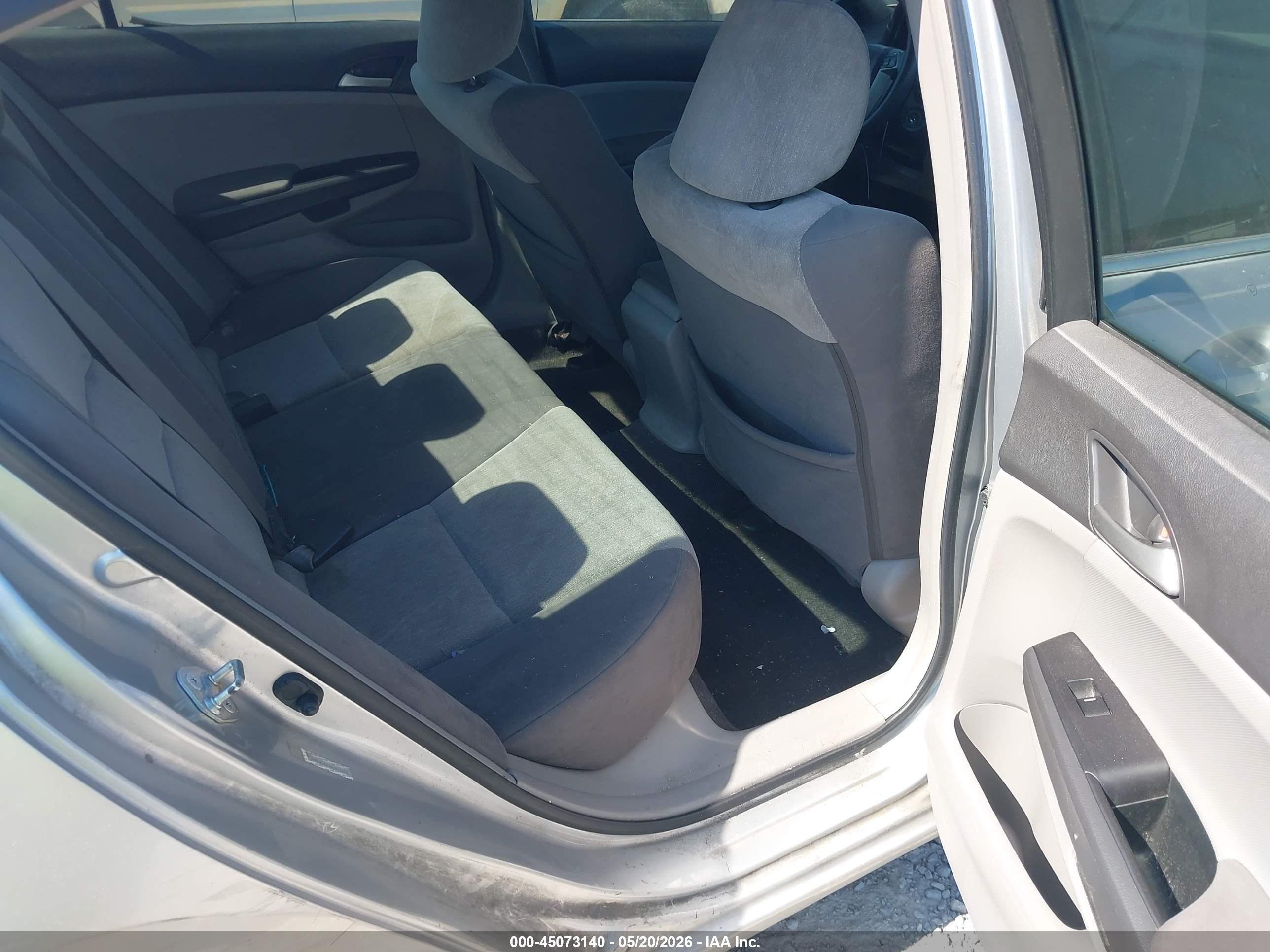 2008 Honda Accord 2.4 Lx-p Silver vin: JHMCP26418C032253