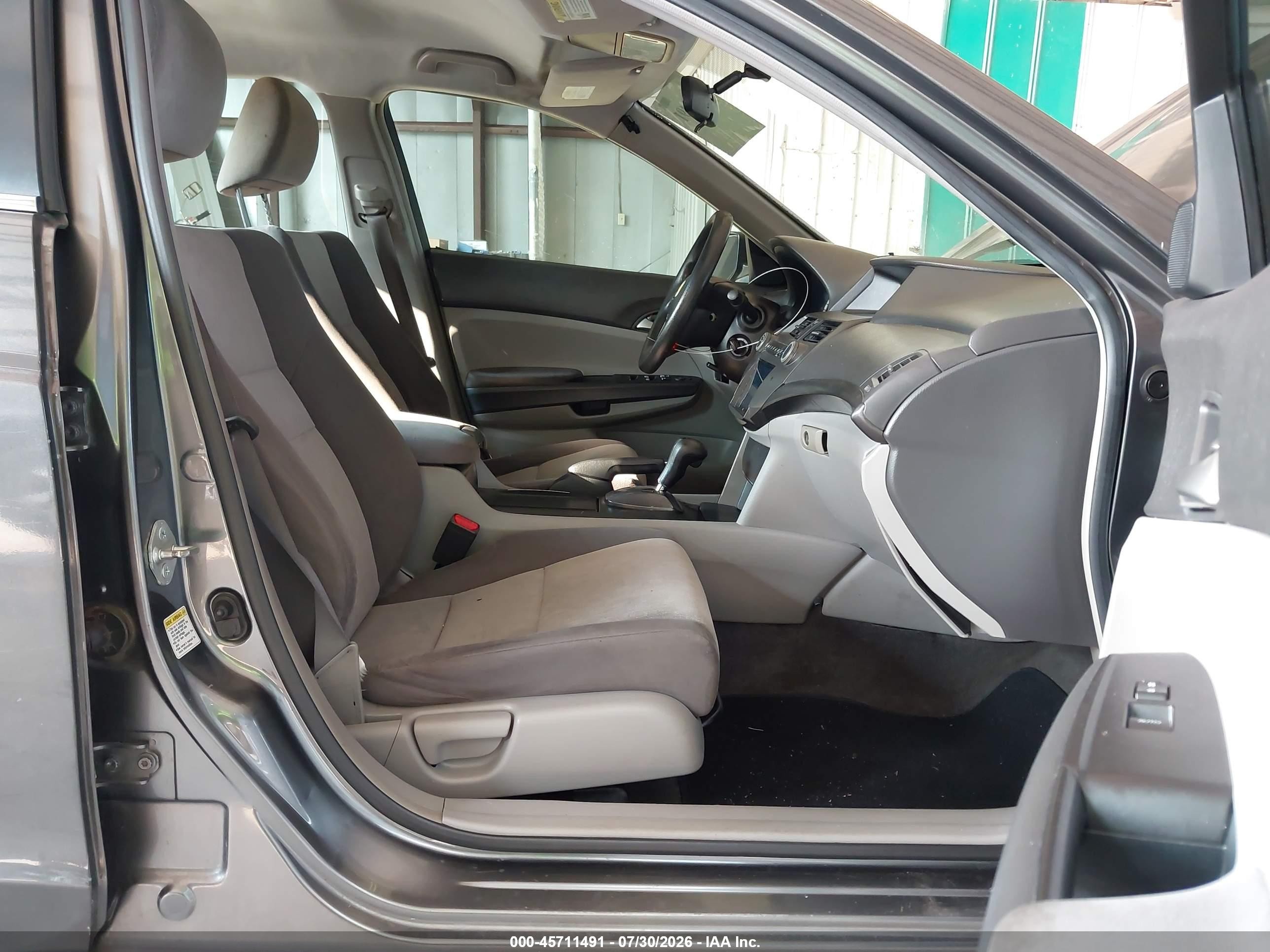 2008 Honda Accord 2.4 Lx-p Gray vin: JHMCP26418C032401