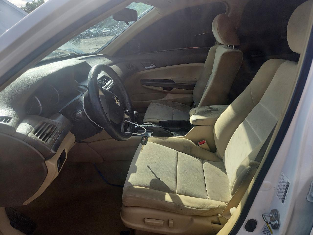 2009 Honda Accord Lxp White vin: JHMCP26419C007709
