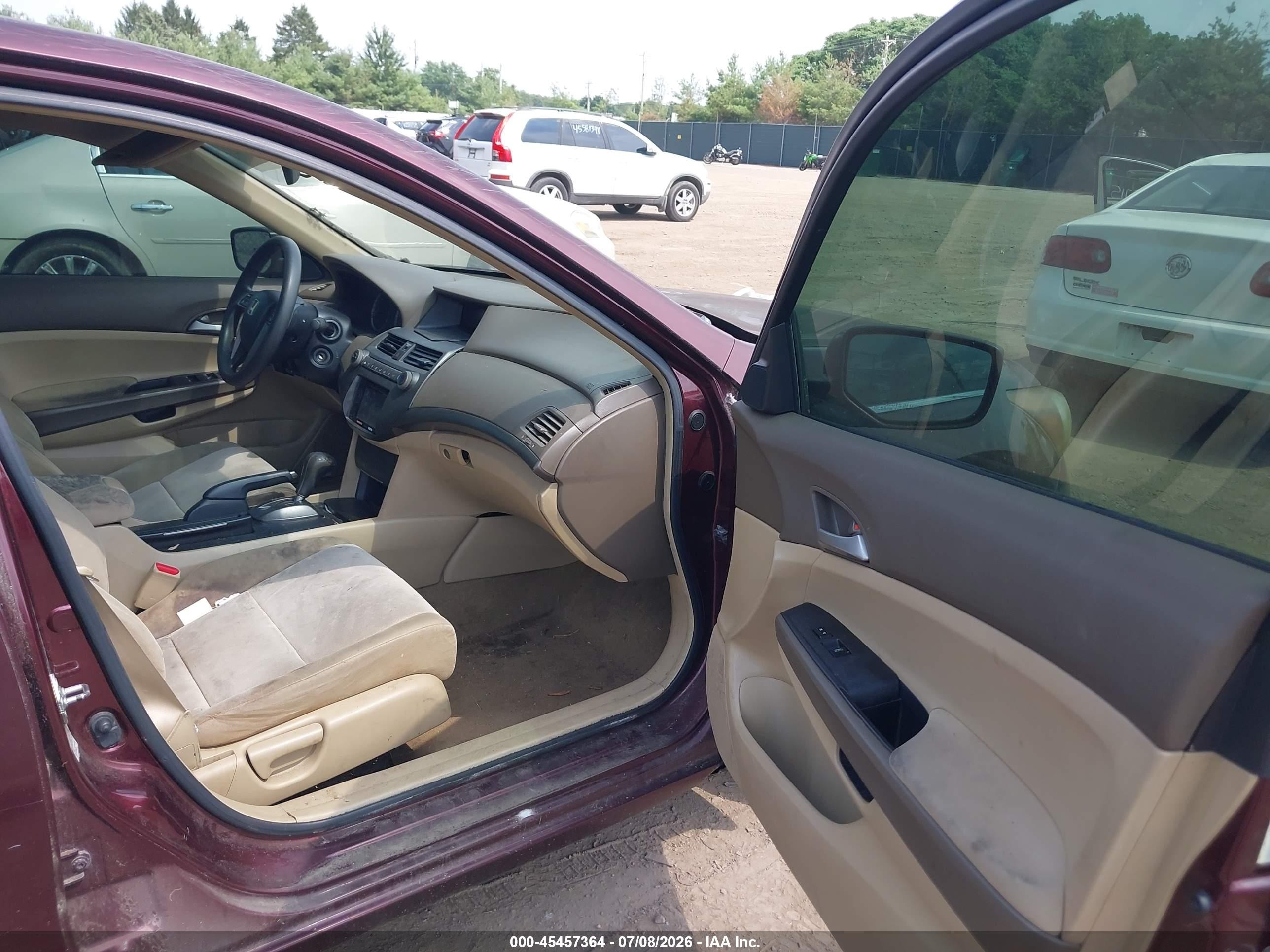 2008 Honda Accord 2.4 Lx-p Burgundy vin: JHMCP26428C053841
