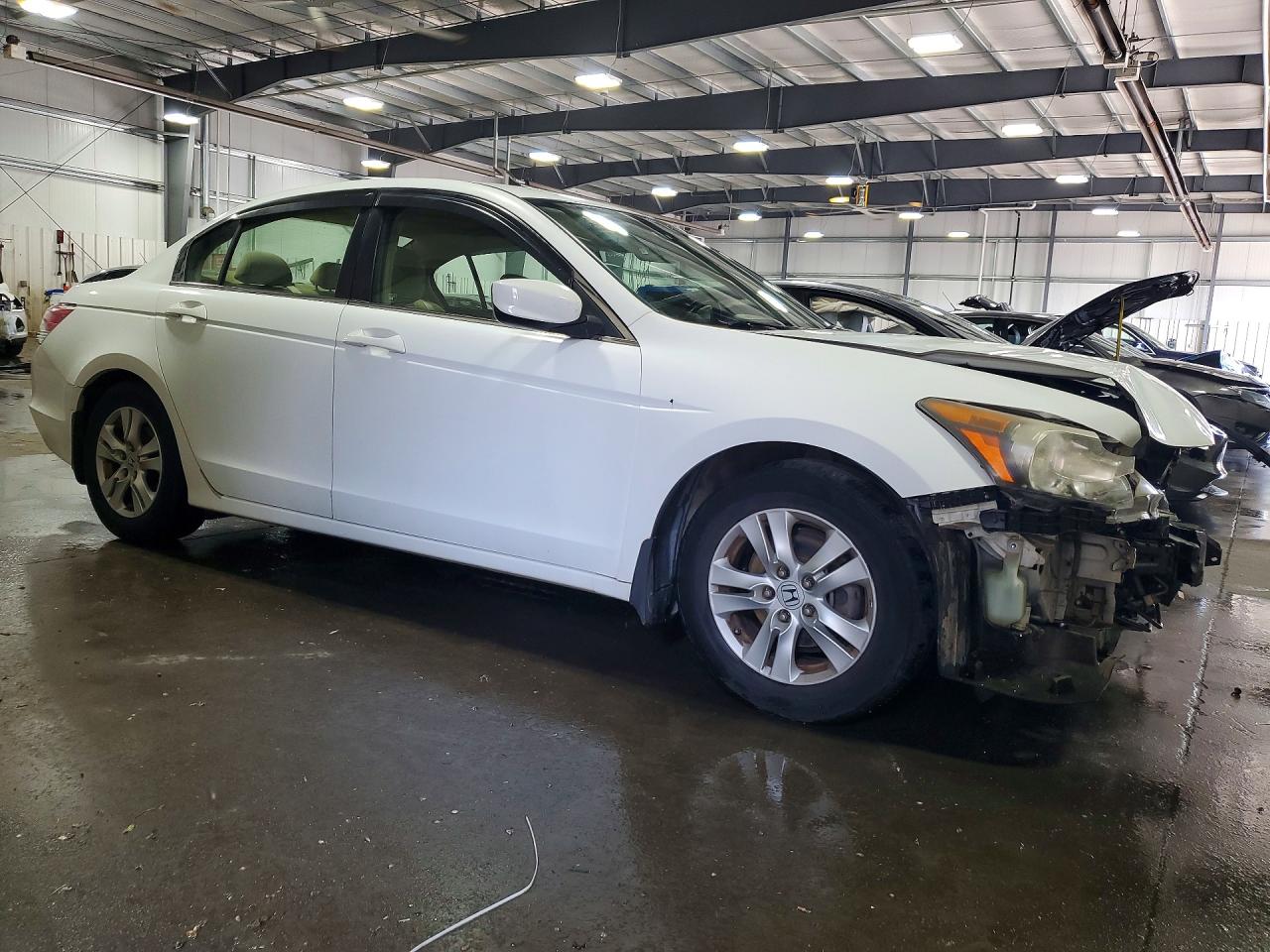 2008 Honda Accord Lxp White vin: JHMCP26428C056190