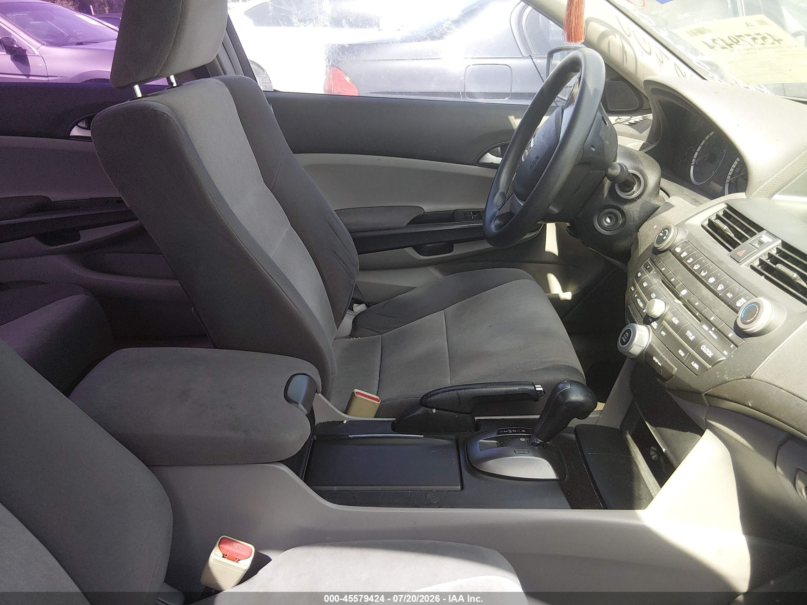 2008 Honda Accord 2.4 Lx-p Silver vin: JHMCP26428C064208