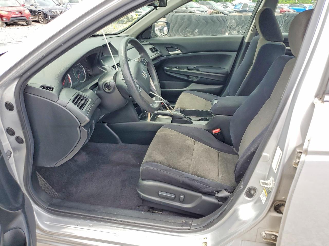 2009 Honda Accord Lxp Silver vin: JHMCP26429C000218