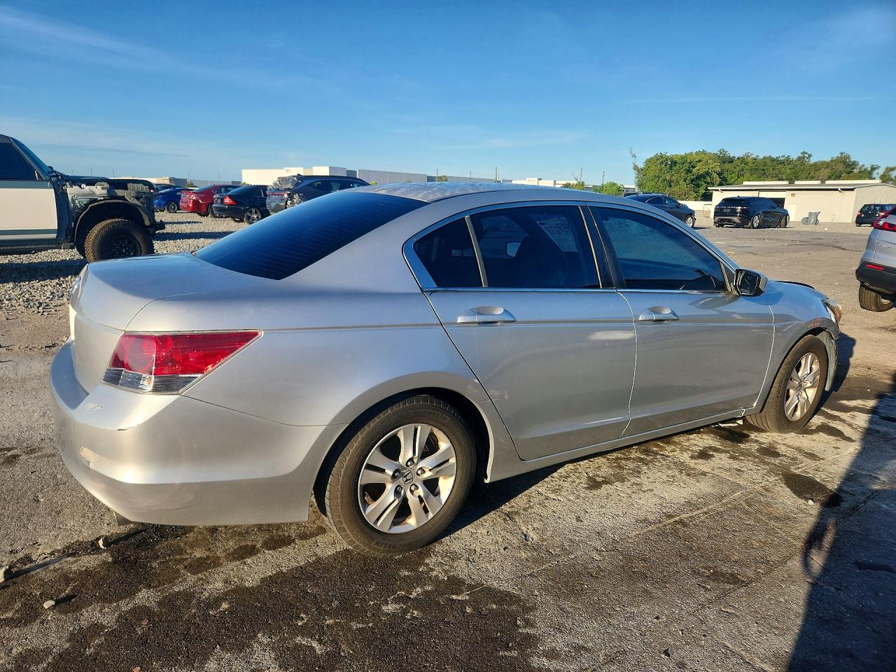 2008 Honda Accord Lxp Silver vin: JHMCP26448C005645