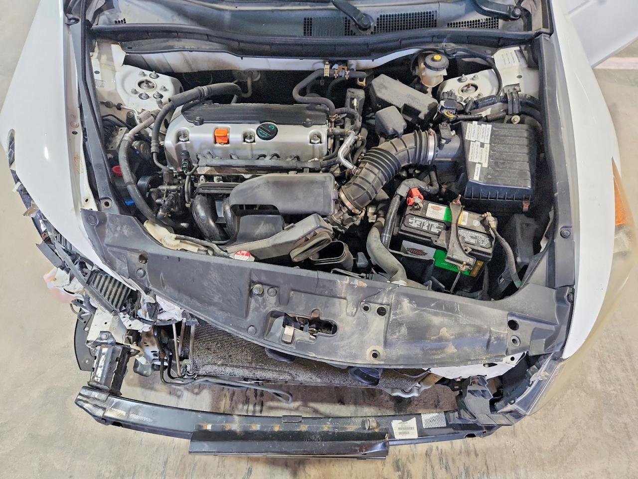 2008 Honda Accord Lxp White vin: JHMCP26448C038855