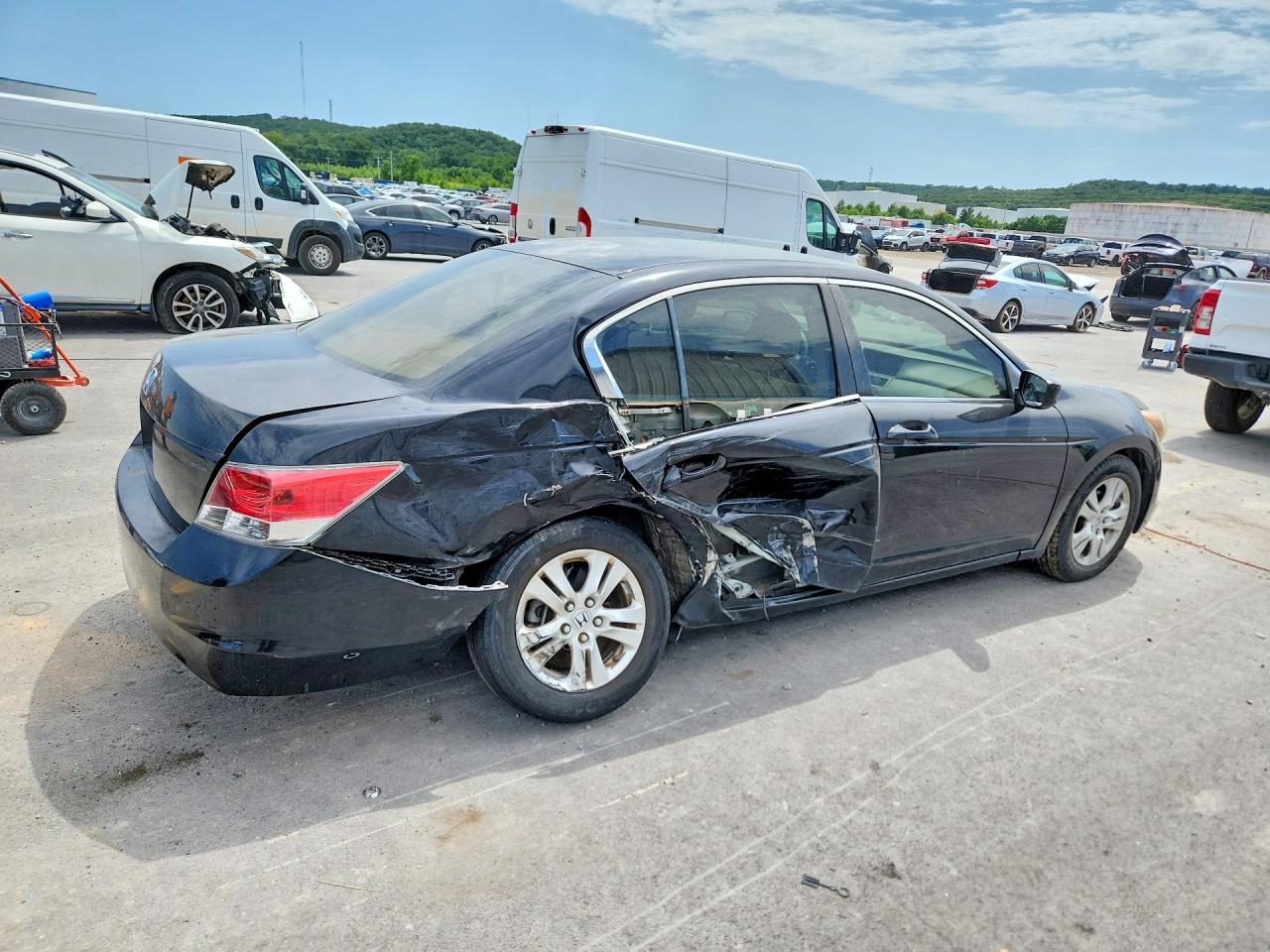 2008 Honda Accord Lxp Черный vin: JHMCP26458C040100