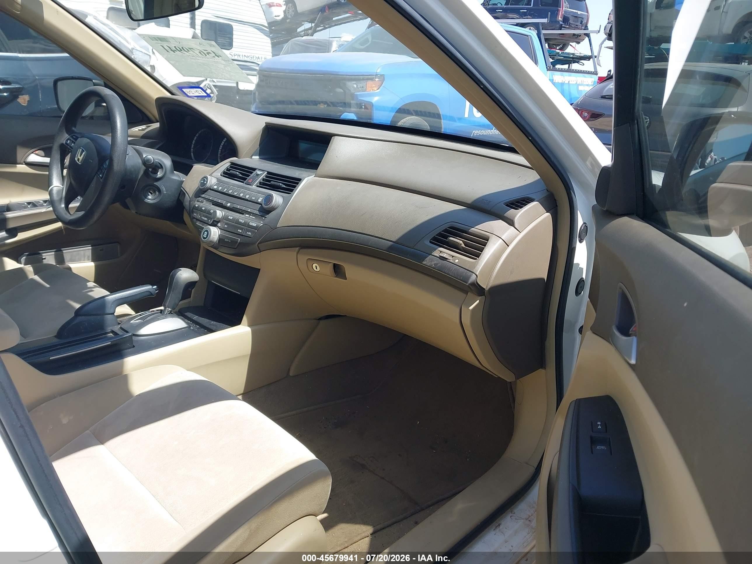 2008 Honda Accord 2.4 Lx-p Белый vin: JHMCP26468C005887