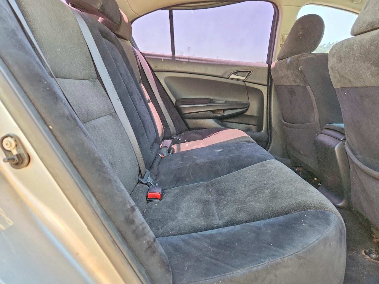 2008 Honda Accord Lxp Silver vin: JHMCP26468C013987