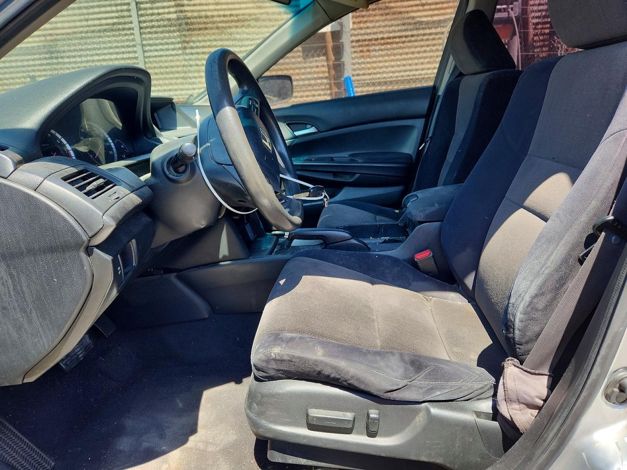 2008 Honda Accord Lxp Silver vin: JHMCP26468C013987