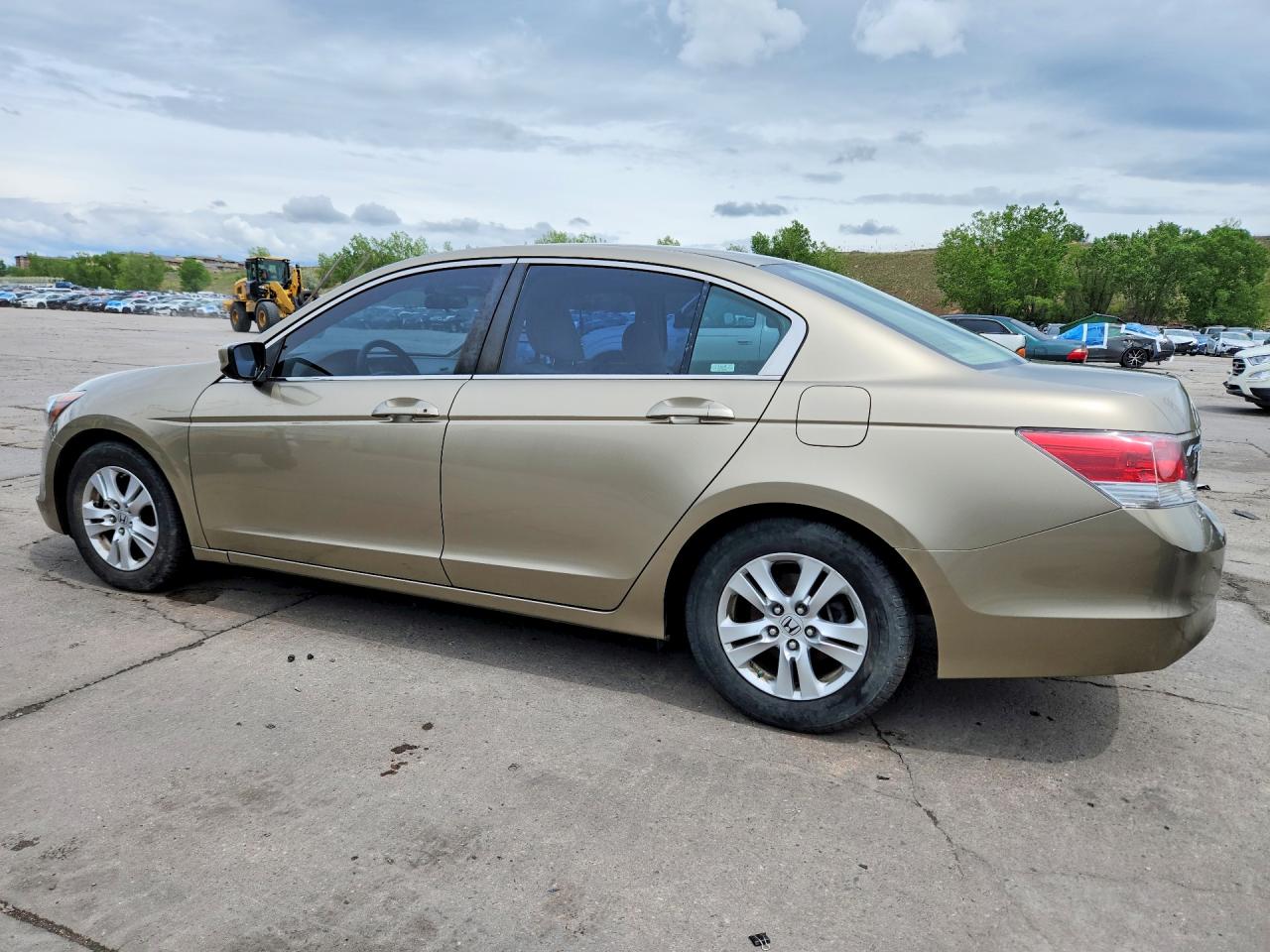 2008 Honda Accord Lxp Gold vin: JHMCP26468C017585