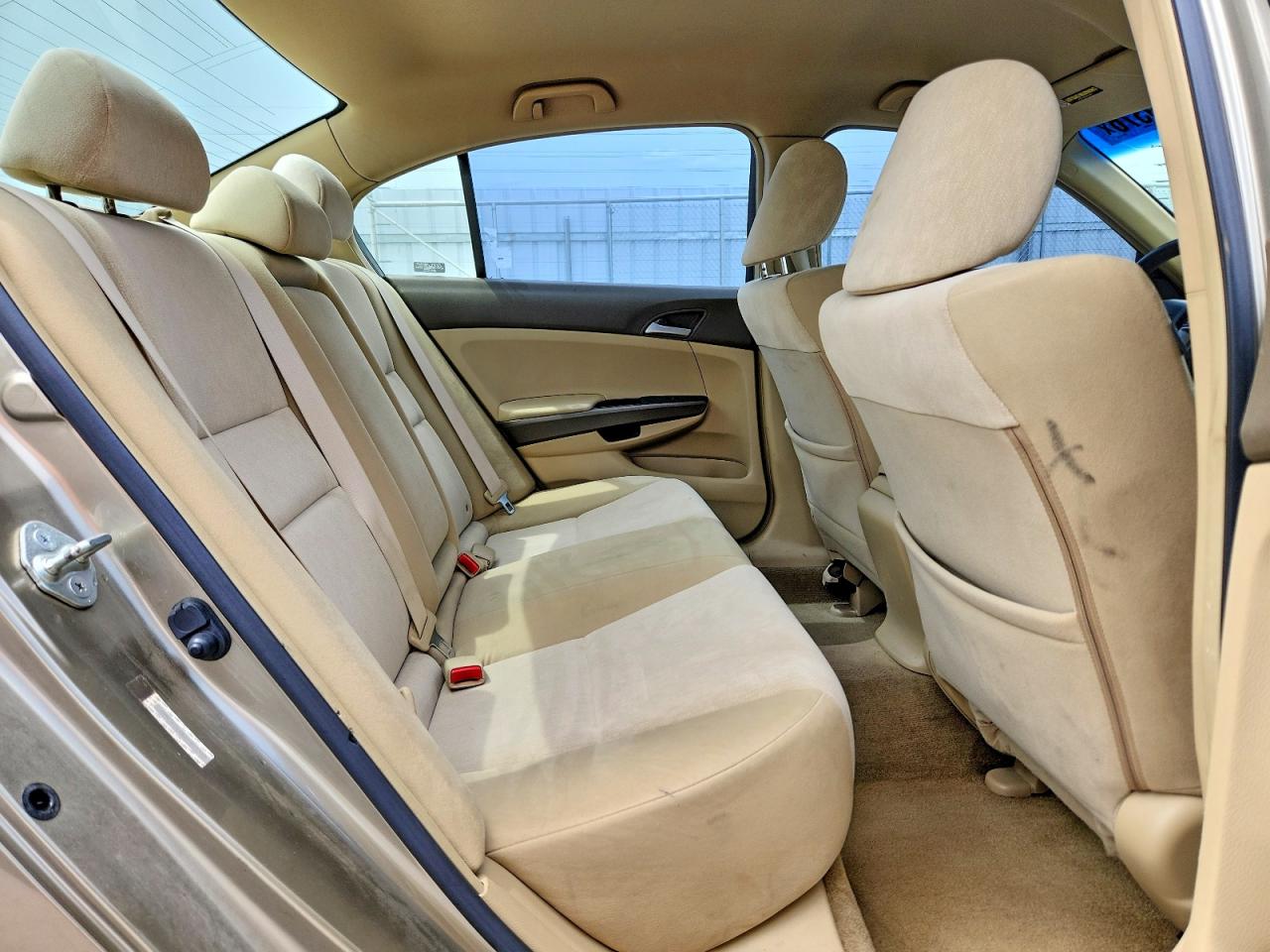 2008 Honda Accord Lxp Gold vin: JHMCP26468C017585