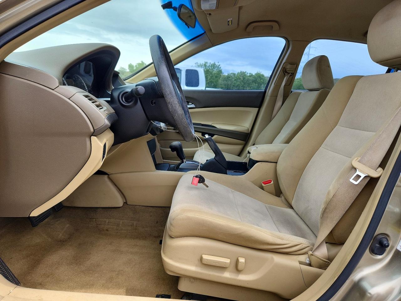 2008 Honda Accord Lxp Gold vin: JHMCP26468C017585